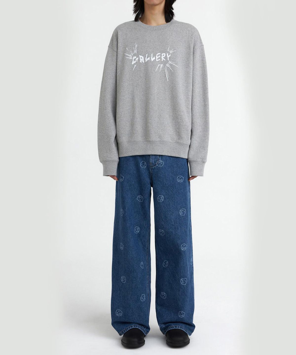 1011갤러리(1011 GALLERY) Gallery Bomb Graphic Sweatshirt