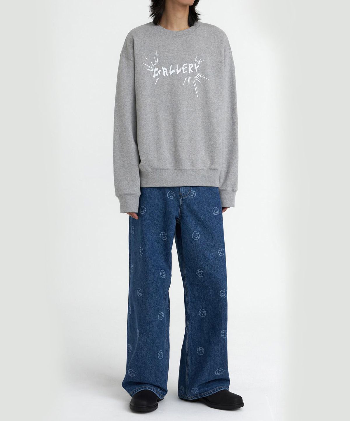 1011갤러리(1011 GALLERY) Gallery Bomb Graphic Sweatshirt
