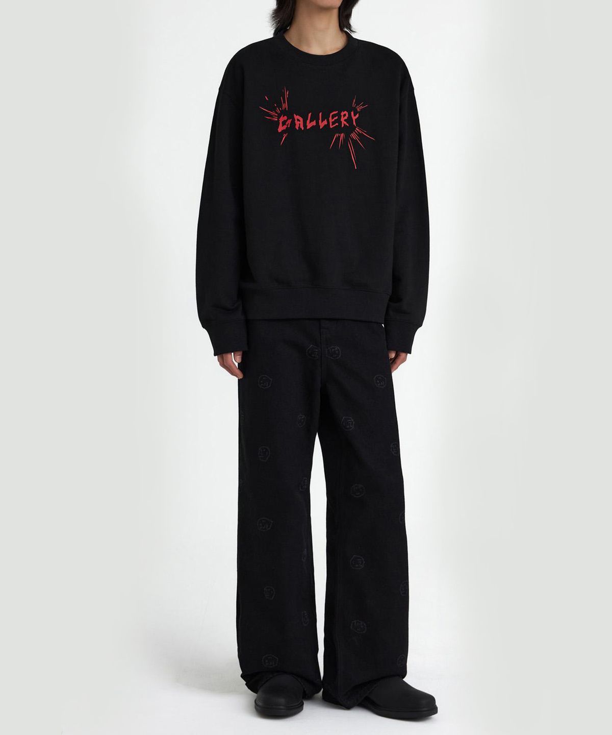 1011갤러리(1011 GALLERY) Gallery Bomb Graphic Sweatshirt