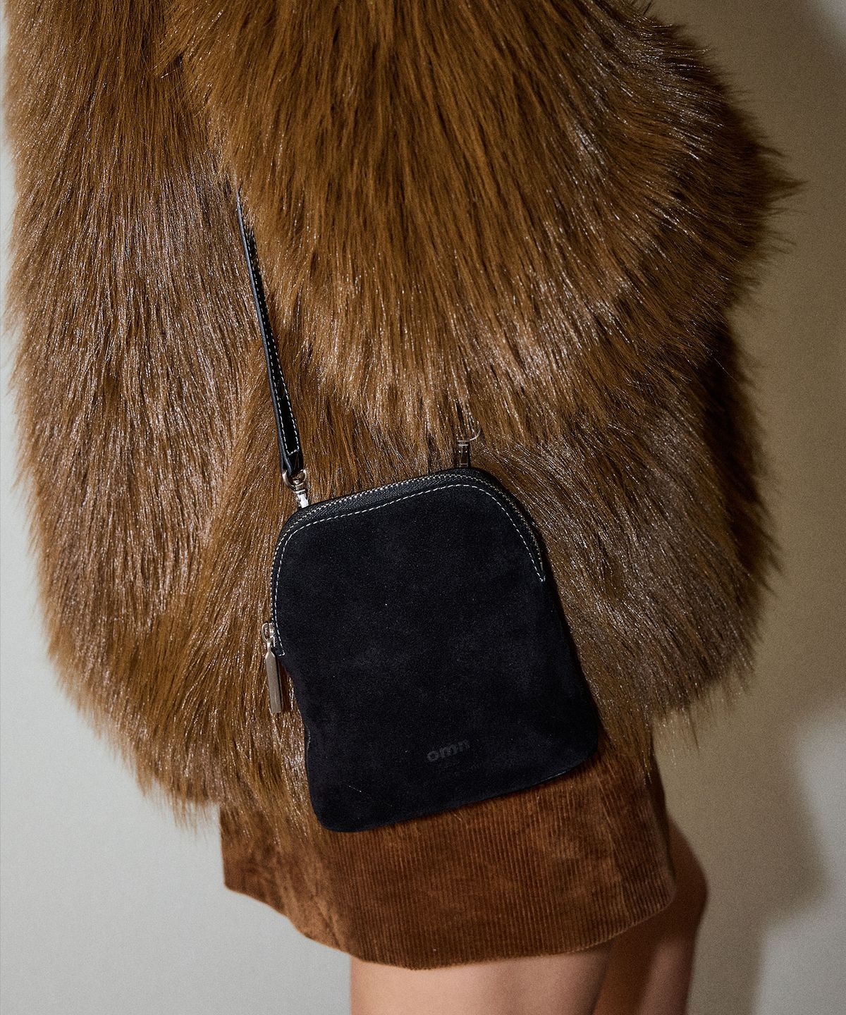 옴니포턴트(OMNIPOTENT) Little pudding bag  [suede black]