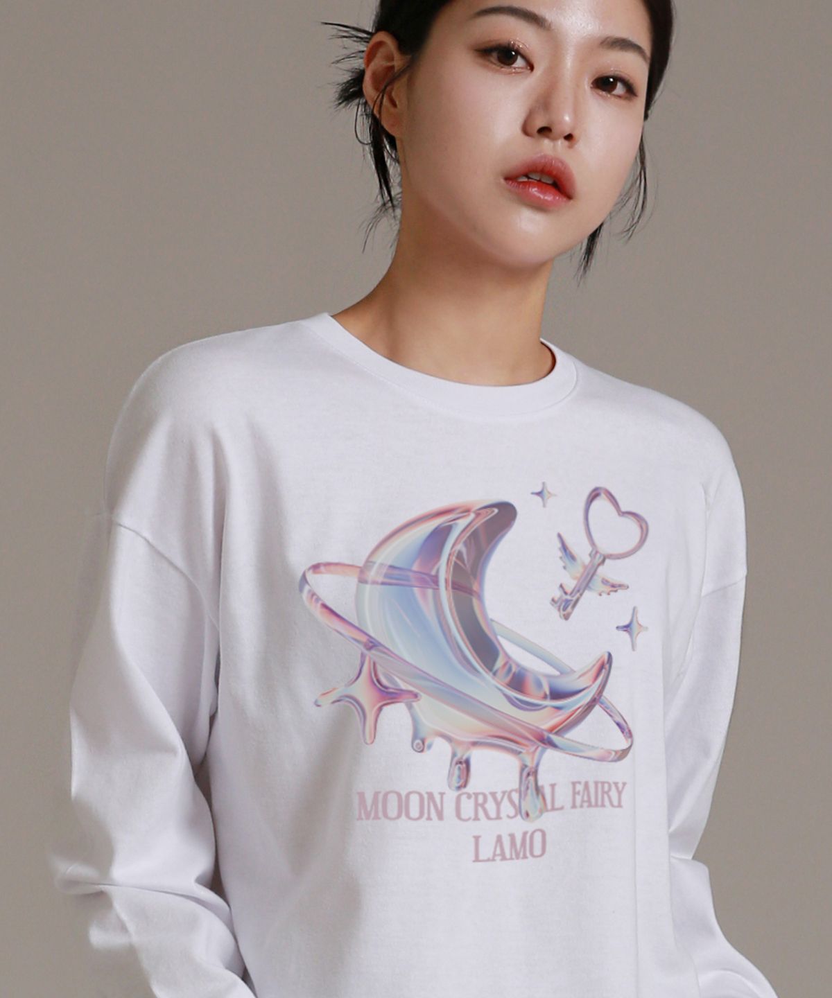 라이크더모스트(LIKE THE MOST) 문크리스탈 오버핏 롱 슬리브티셔츠 2colors