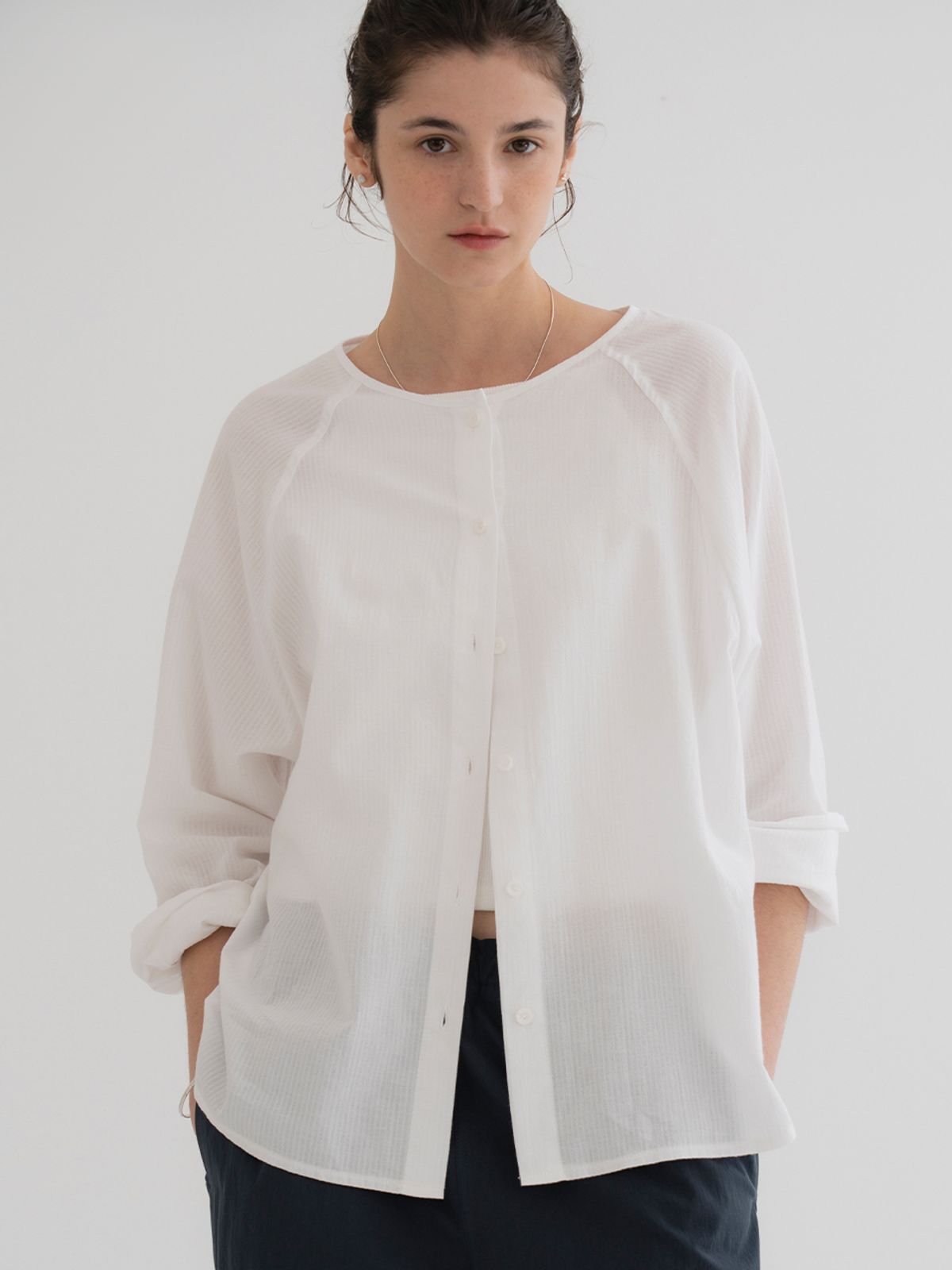 더미튼(THEMITTEN) [11th] Paper cotton blouse (white)