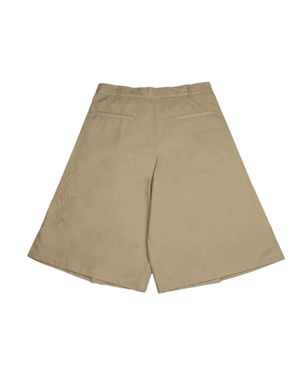 피엔지 저널(PNG JOURNAL) PLEATED  BERMUDA SHORTS -  BEIGE