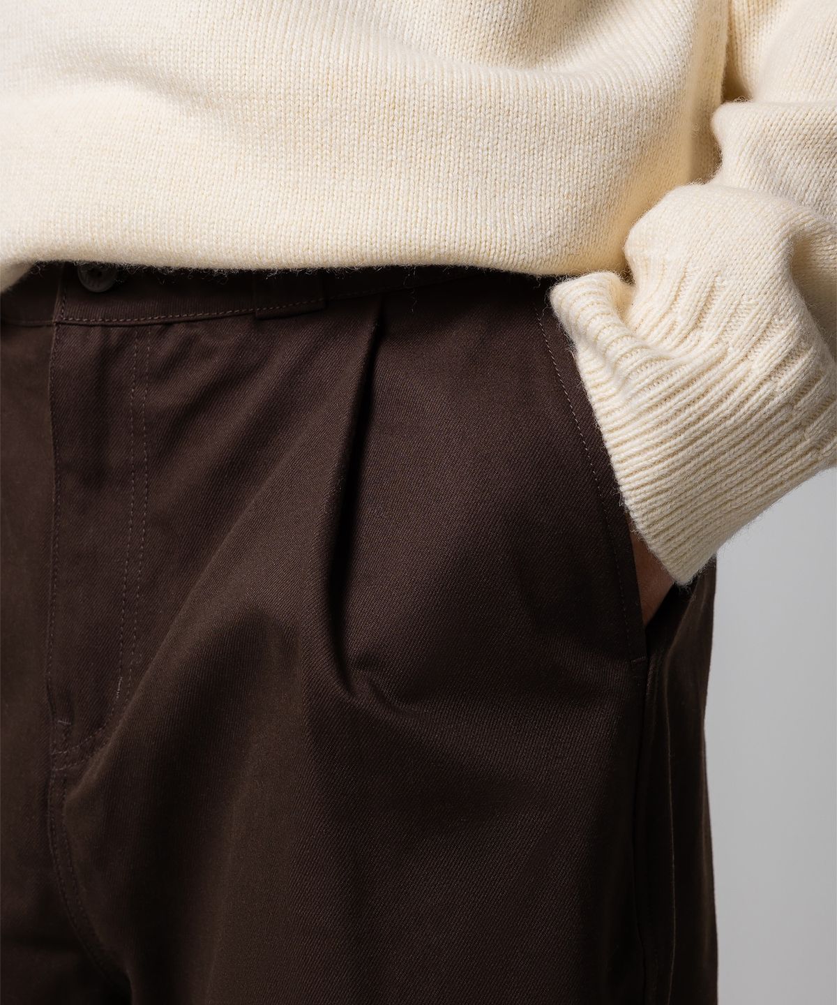 디키즈(DICKIES) 릴렉스드 원턱 치노 팬츠 Brown