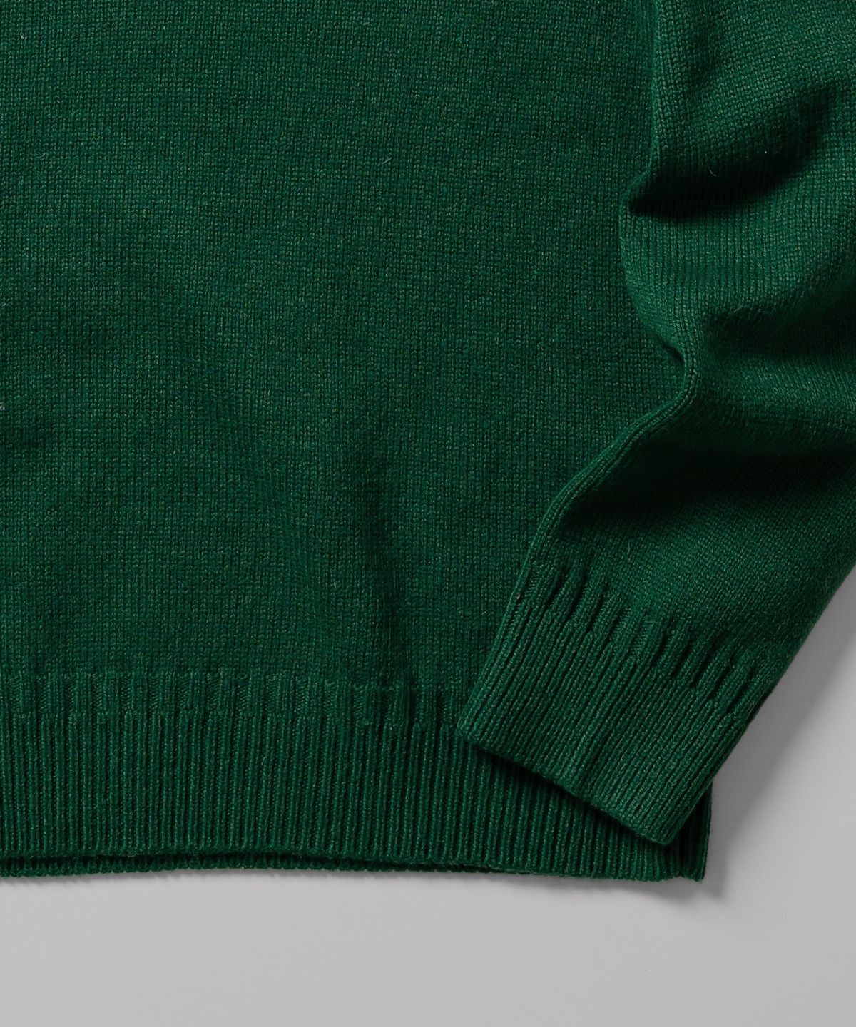 디키즈(DICKIES) 엠보스드 로고 풀오버 니트 Green
