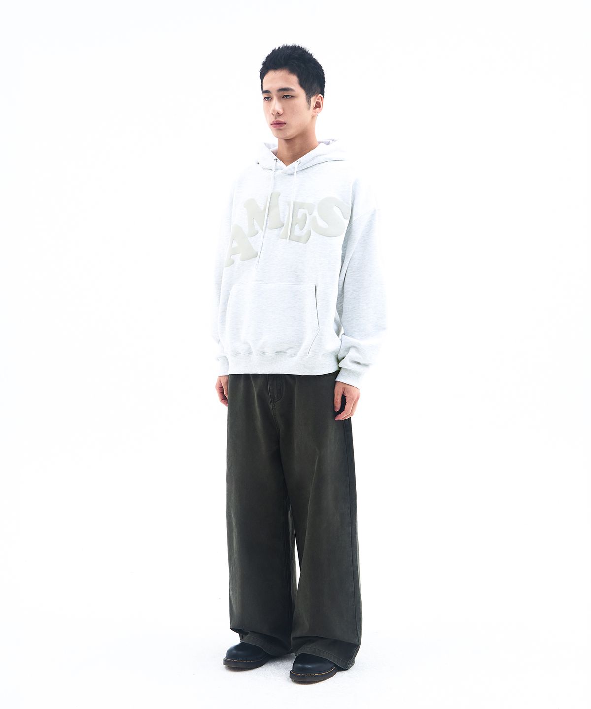 아메스 월드와이드(AMES-WORLDWIDE) BIG TYPO HOODIE GREY