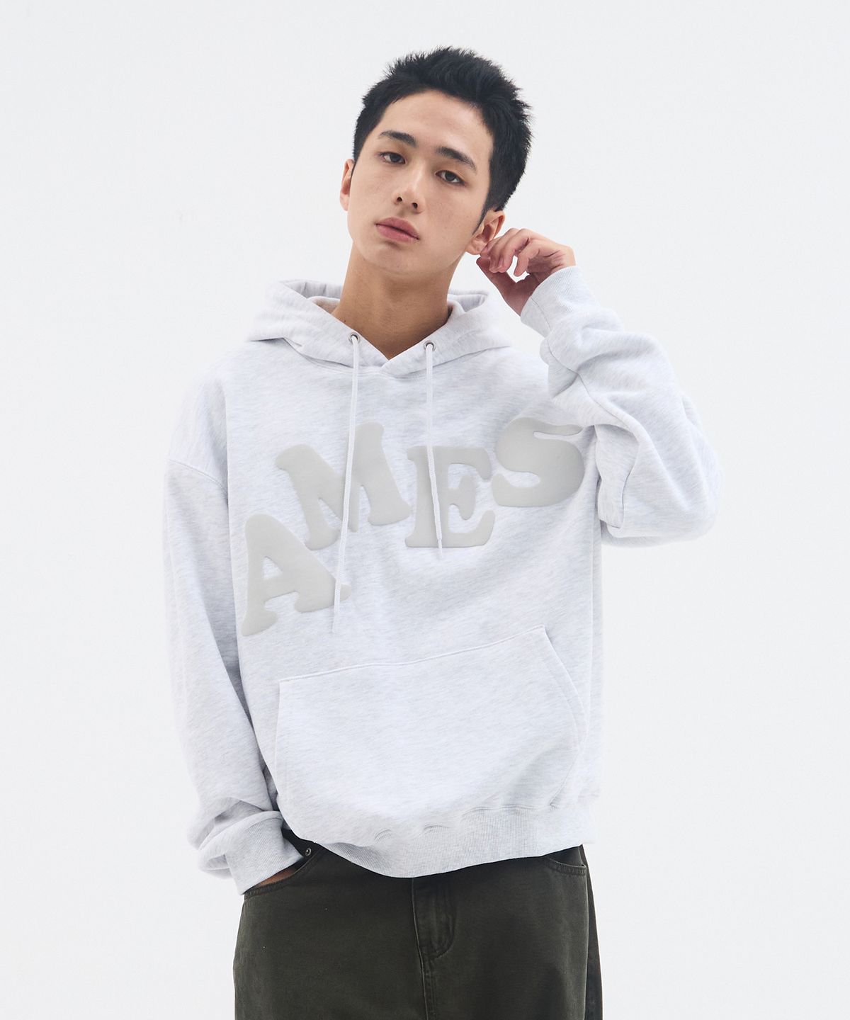 아메스 월드와이드(AMES-WORLDWIDE) BIG TYPO HOODIE GREY