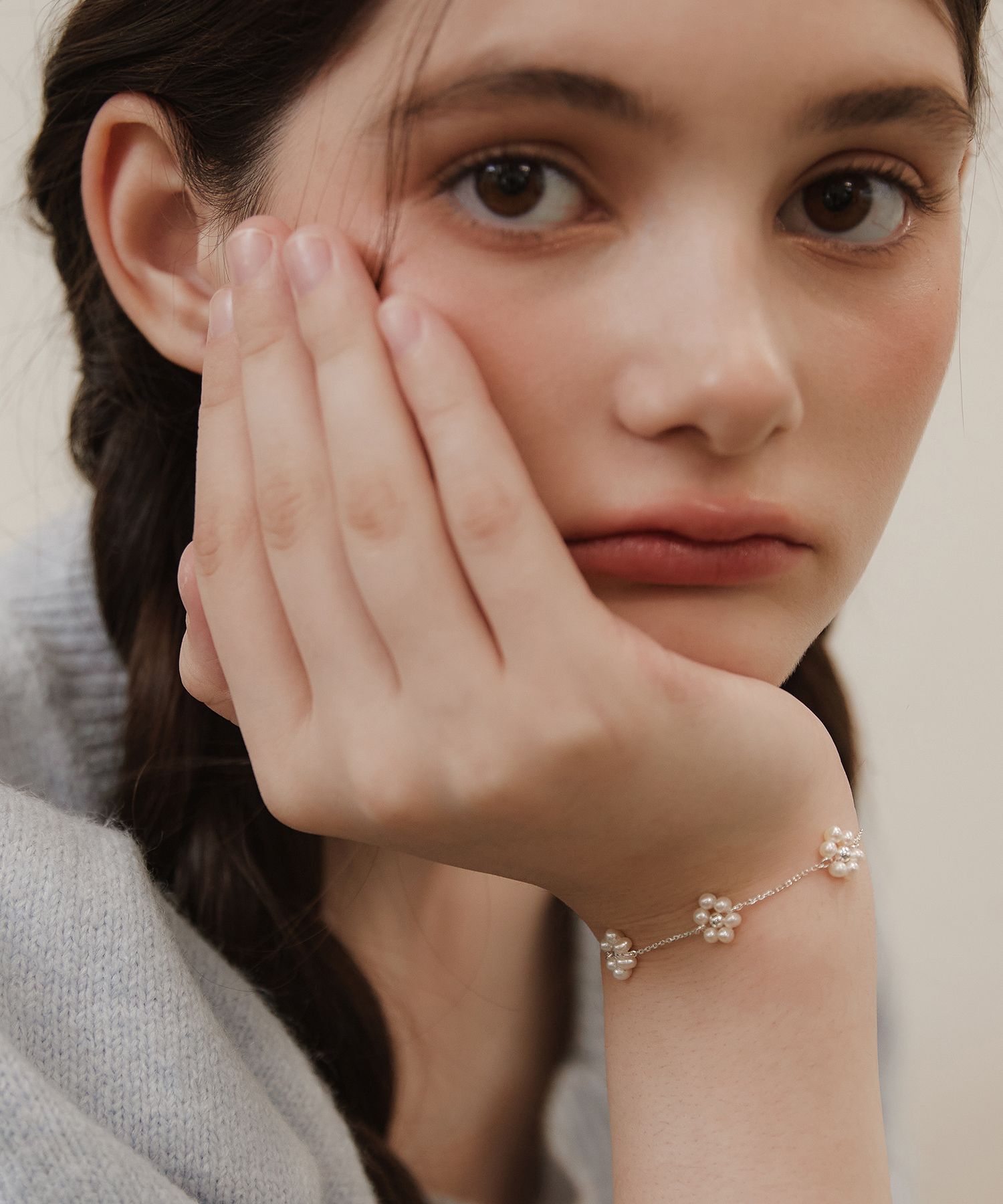 【TATIANA】Pearl Flower Bracelet / 追跡送 MUSINSA公式 | TATIANA Pearl Flower Bracelet BR2190