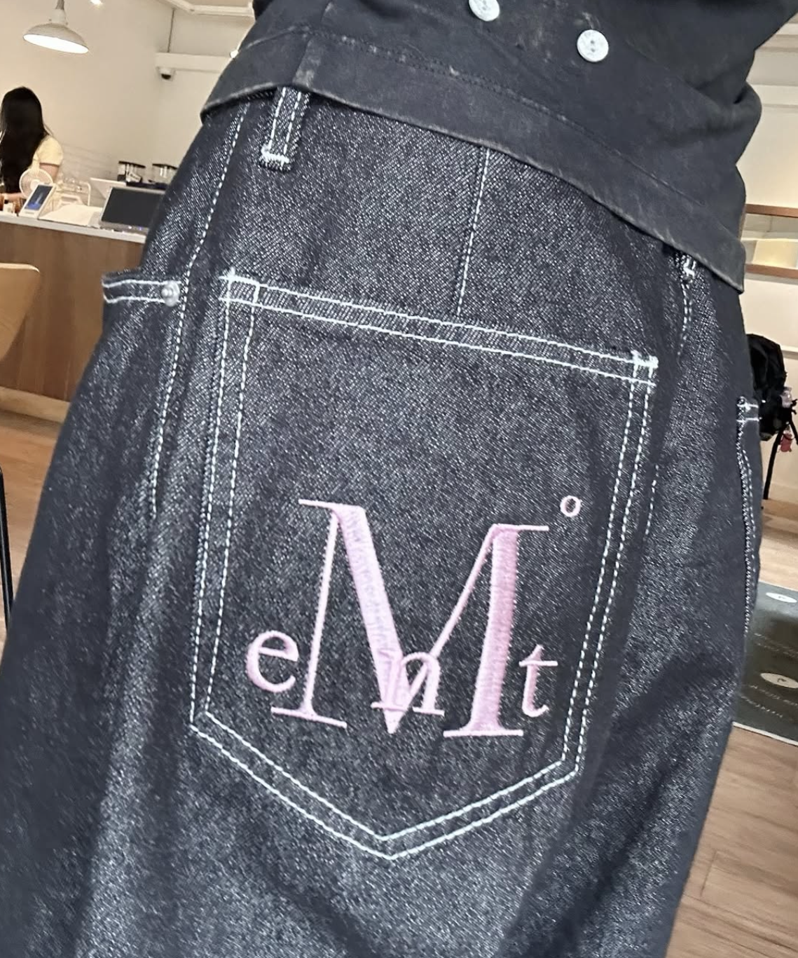 MUSINSA | MUCENT Maxi Back Pocket Big Logo Denim Unisex (2