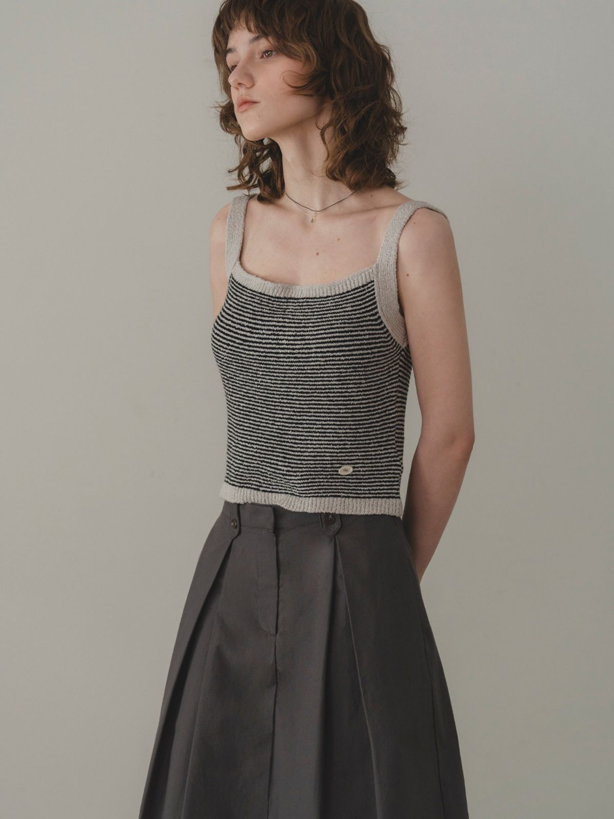 더미튼(THEMITTEN) Chocochip knit sleeveless (oreo stripe)