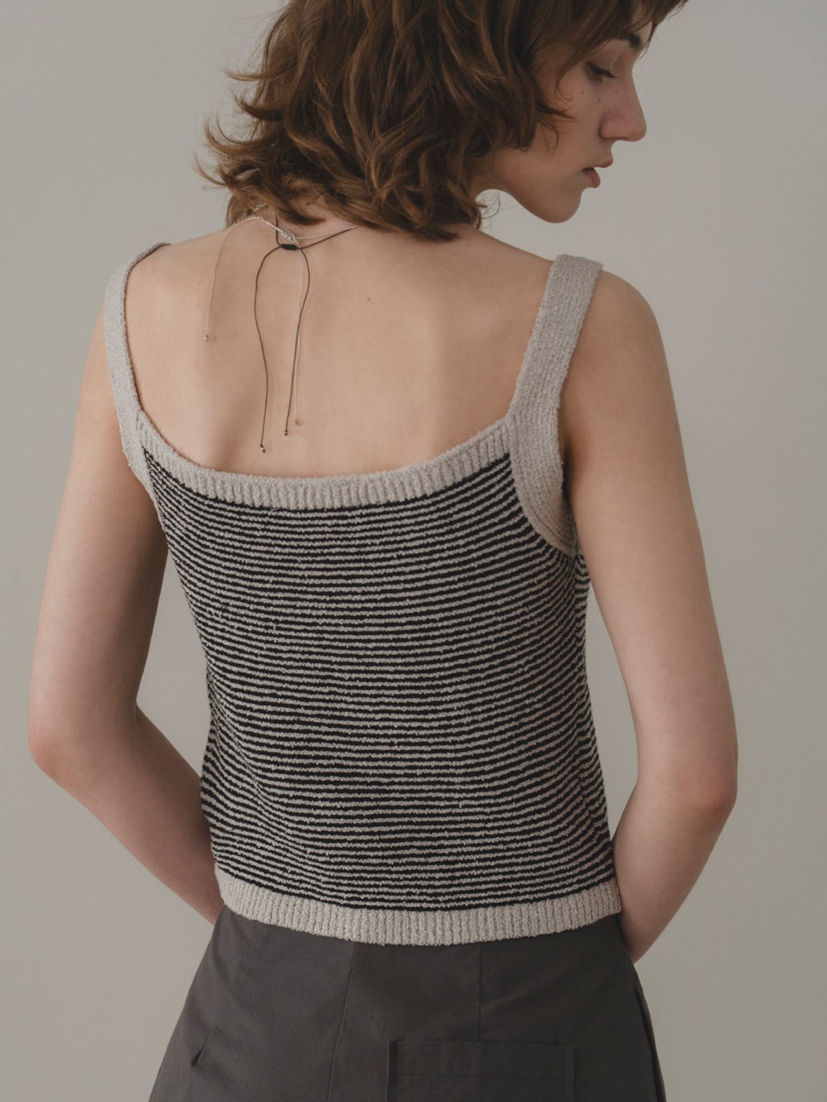 더미튼(THEMITTEN) Chocochip knit sleeveless (oreo stripe)