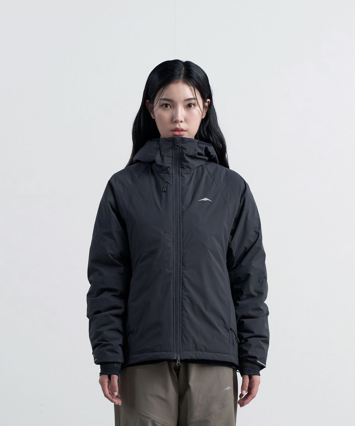 고요웨어(GOYOWEAR) 그레핀 인슐레이션 어드벤스 자켓 (다크 그레이)