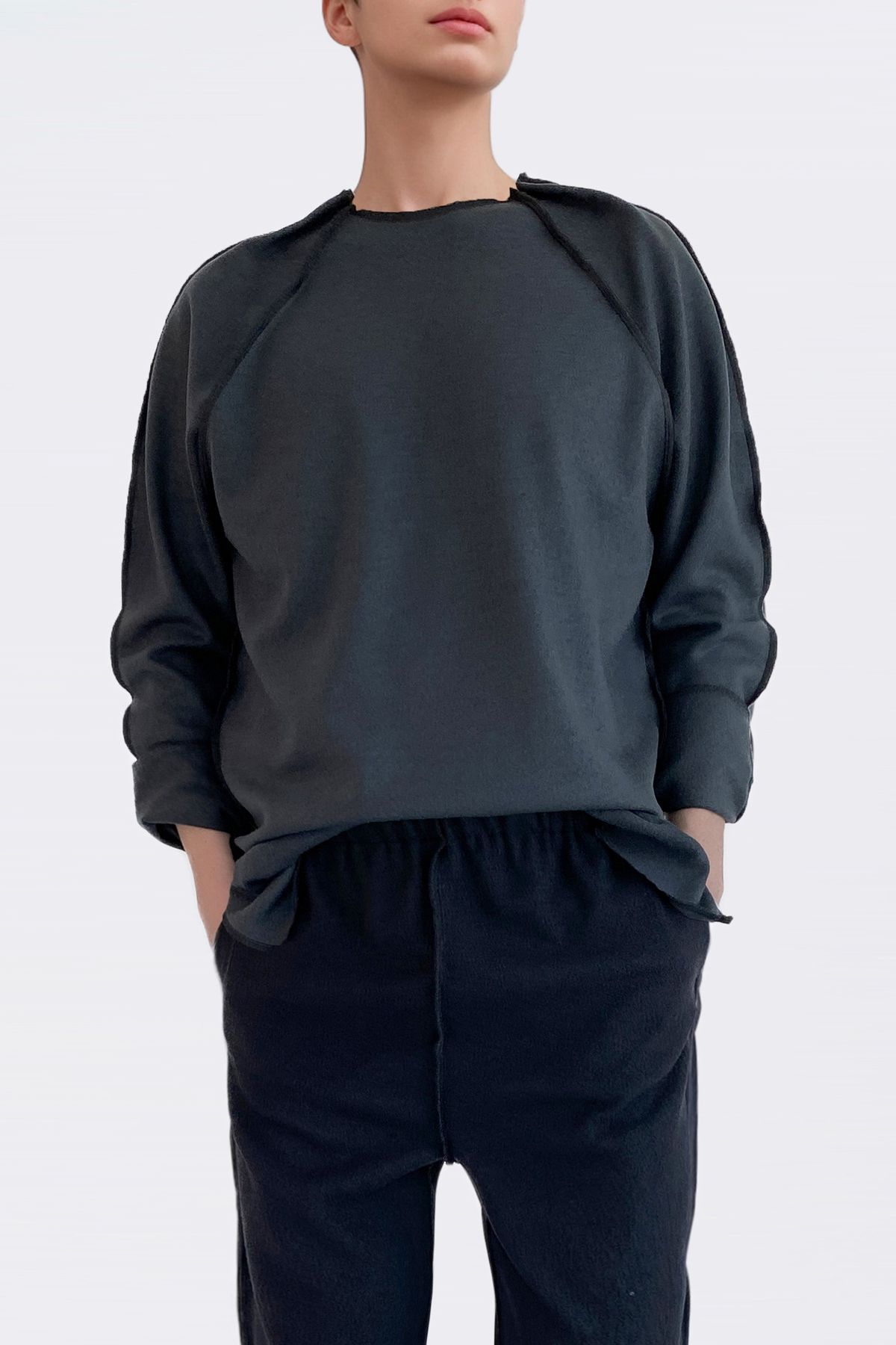 엠엠디자인(MMDESIGN) MM438  하이넥 스웨터