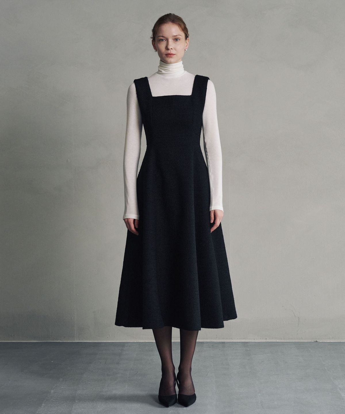 마롯(MARROT) WOOL TWEED VOLUME LONG DRESS_BLACK