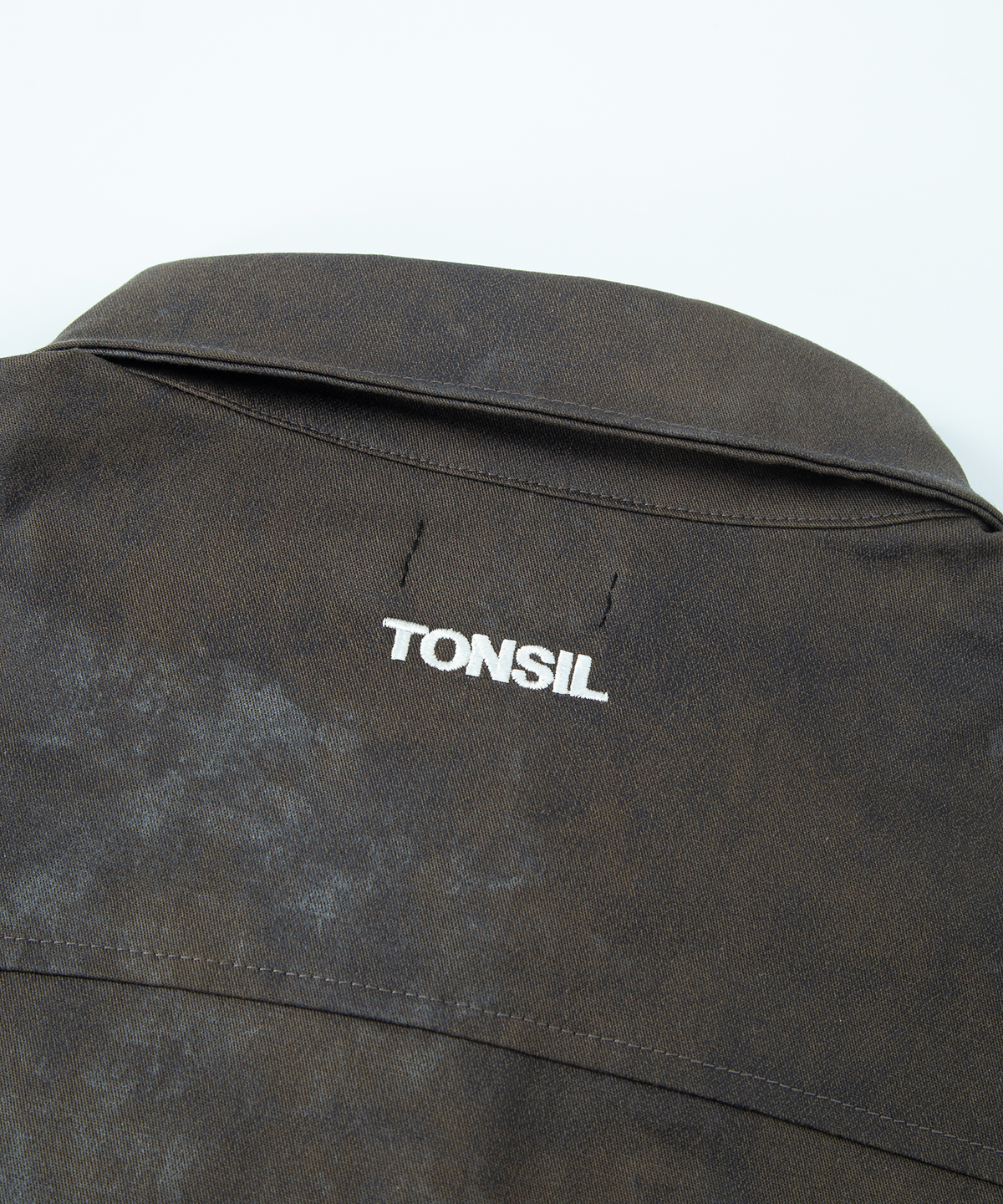 톤슬(TONSIL) 더티 워싱 셔츠 자켓 카키