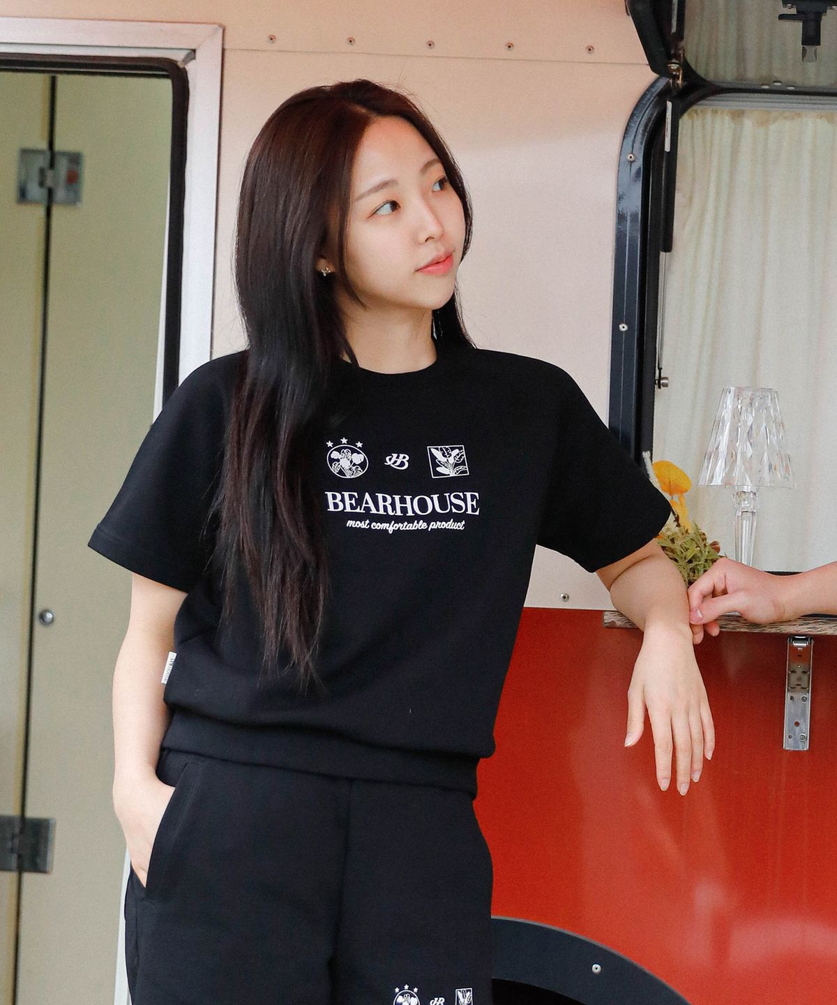 베어하우스(BEARHOUSE) W 코트니(Cotny) 숏 스웻_BK