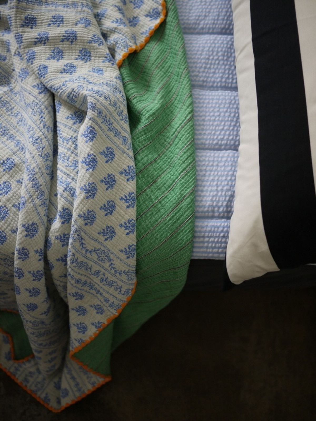 봄봄패브릭스(BOMBOM FABRICS) 3중 면거즈 블랭킷 차박이불