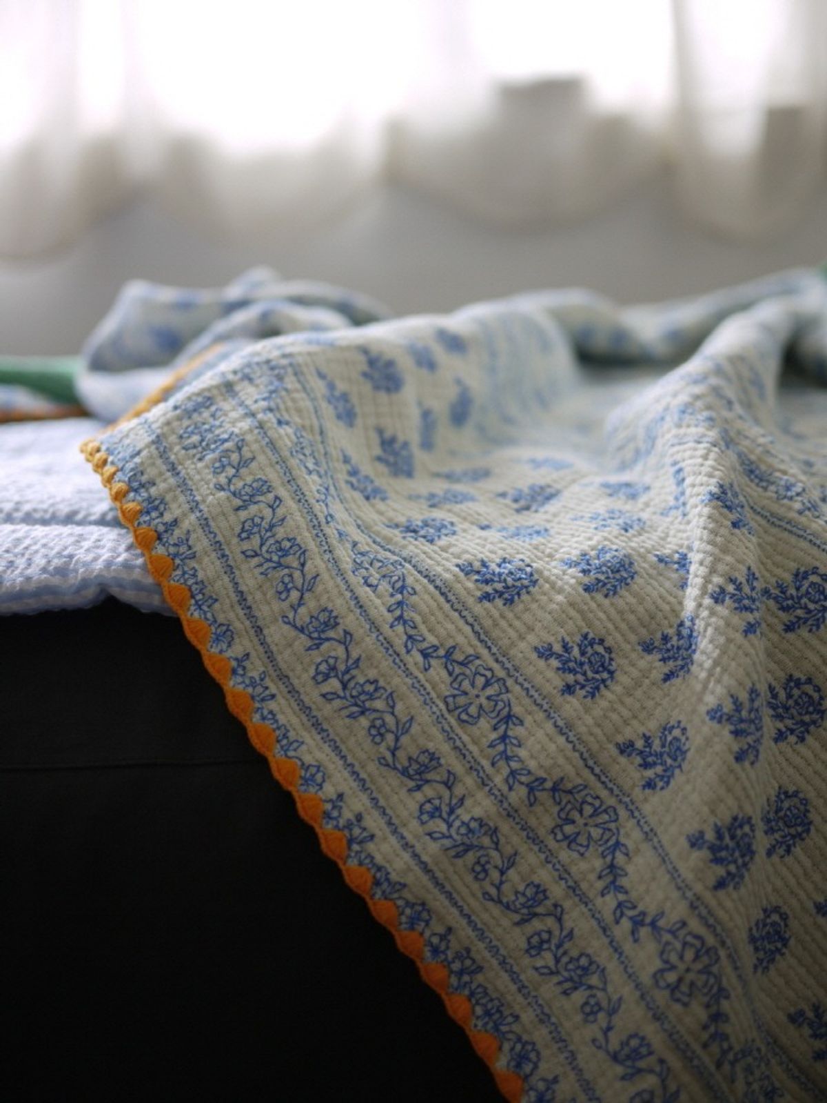 봄봄패브릭스(BOMBOM FABRICS) 3중 면거즈 블랭킷 차박이불