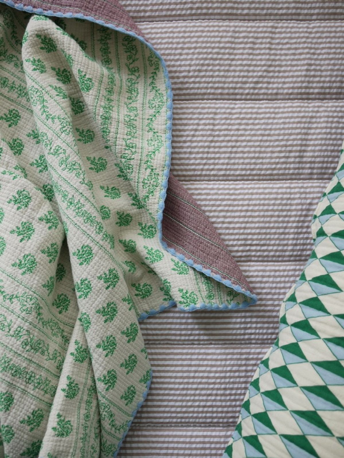 봄봄패브릭스(BOMBOM FABRICS) 3중 면거즈 블랭킷 캠핑 이불