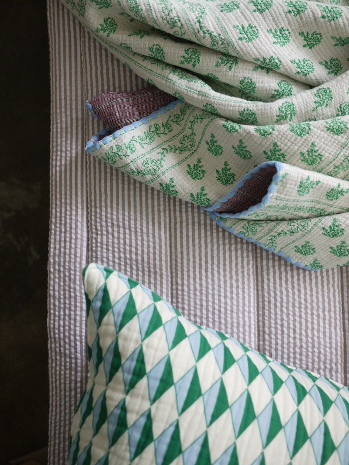 봄봄패브릭스(BOMBOM FABRICS) 3중 면거즈 블랭킷 캠핑 이불