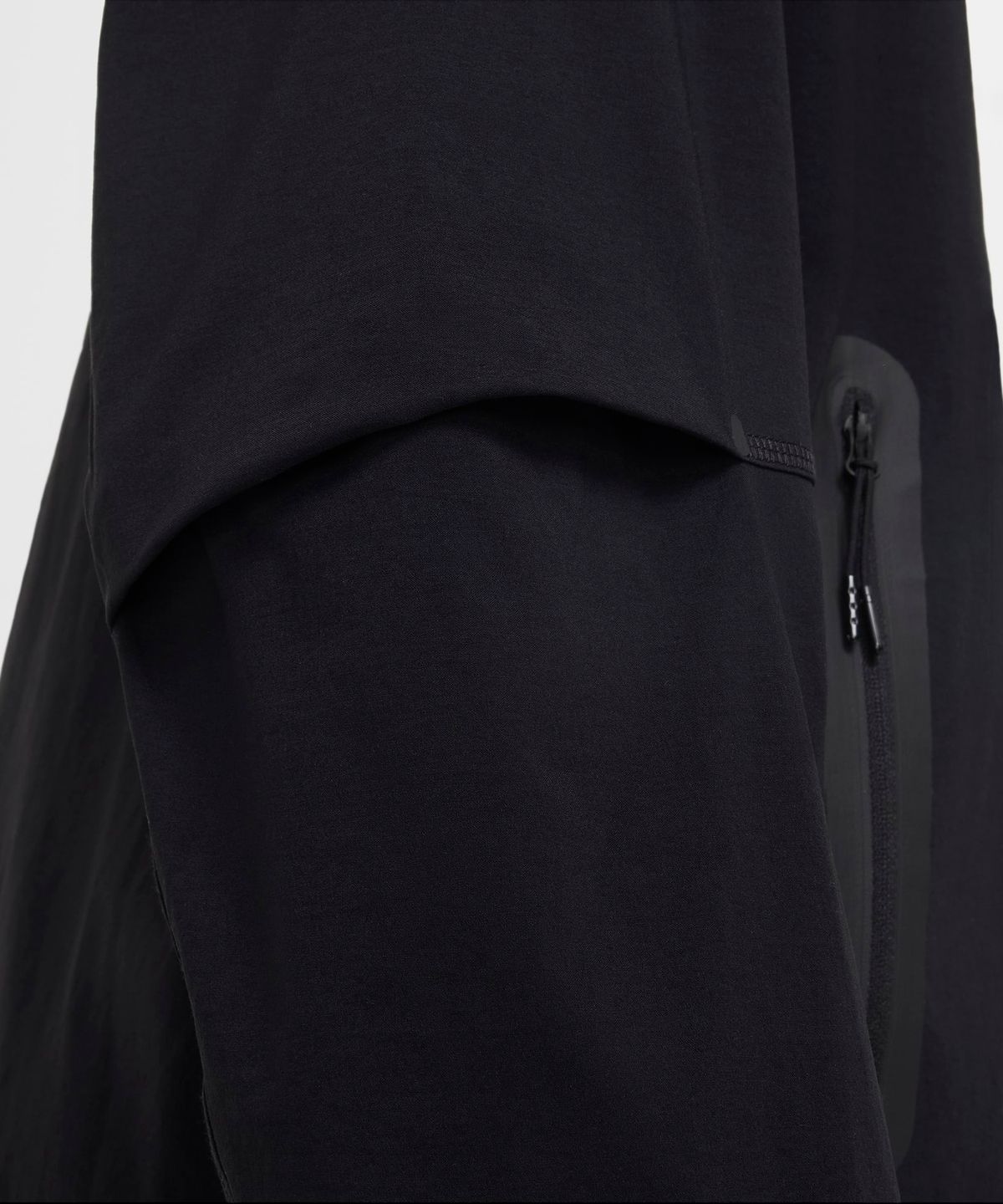 나이키(NIKE) 테크 우븐 윈드러너 풀집 자켓 M - 블랙 / HM7152-010