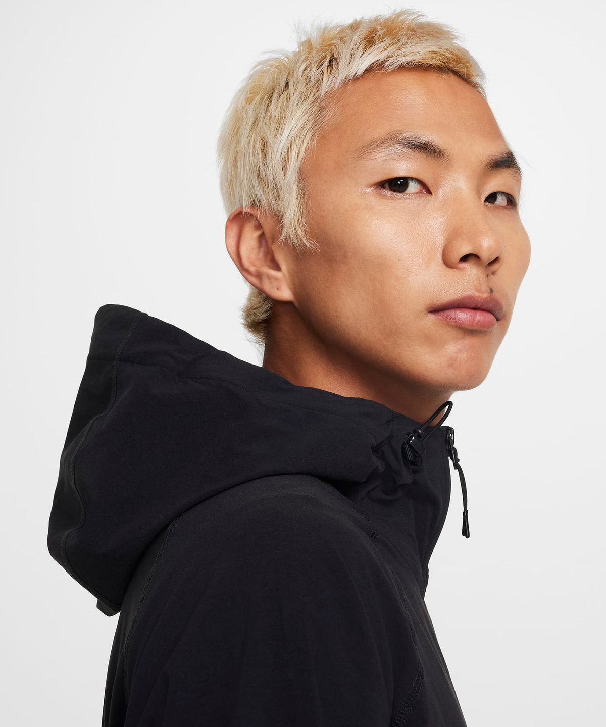나이키(NIKE) 테크 우븐 윈드러너 풀집 자켓 M - 블랙 / HM7152-010