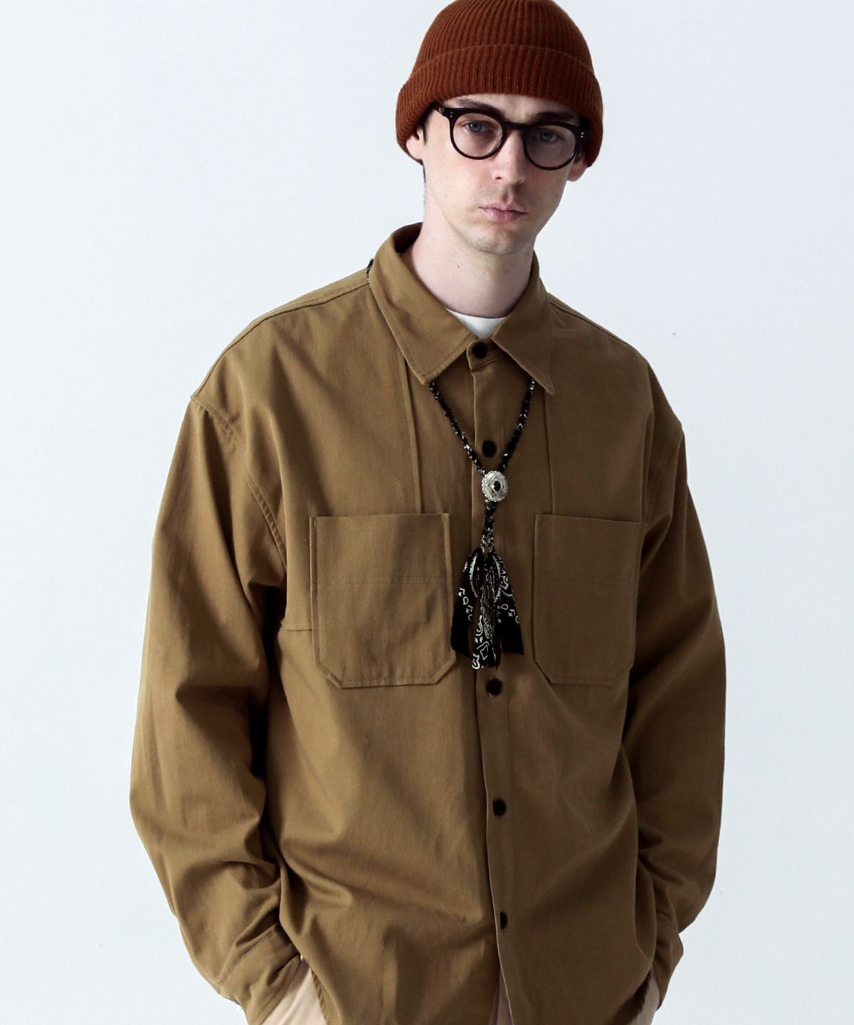 스테이지 네임(STAGE NAME) 코튼 더블숄더 워크 오버핏 셔츠_모카베이지(브라운)