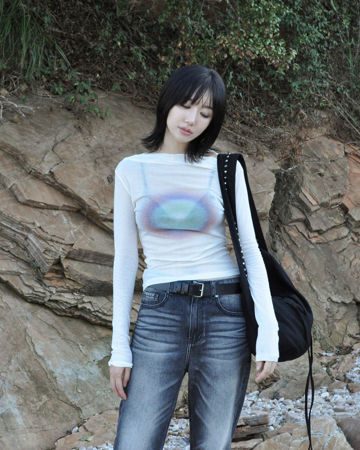 튜드(TUDE) 프린팅 롱 슬리브 아이보리