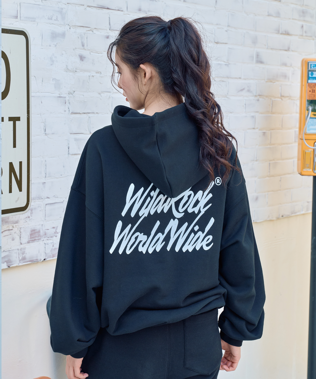 와일드락(WILDROCK) 월드 와이드  후드_블랙