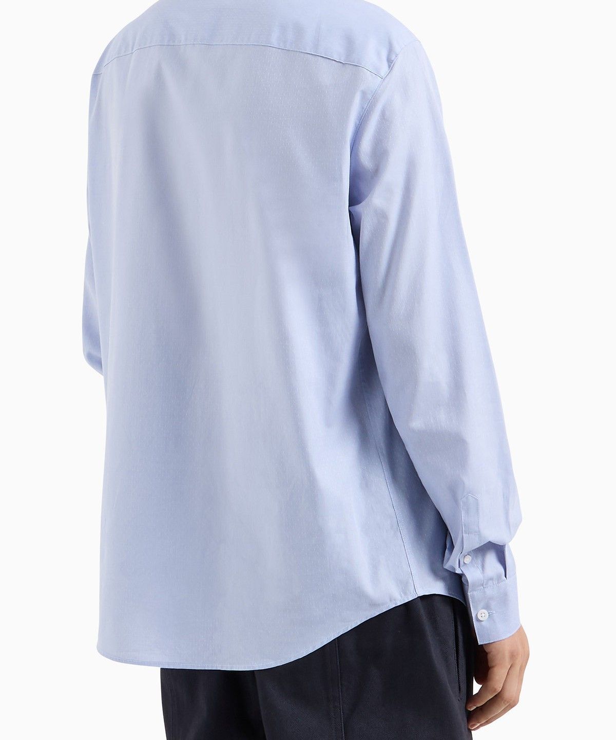 아르마니 익스체인지(ARMANI EXCHANGE) 남성 도트 패턴 자수 로고 셔츠_라이트 블루 A414320007