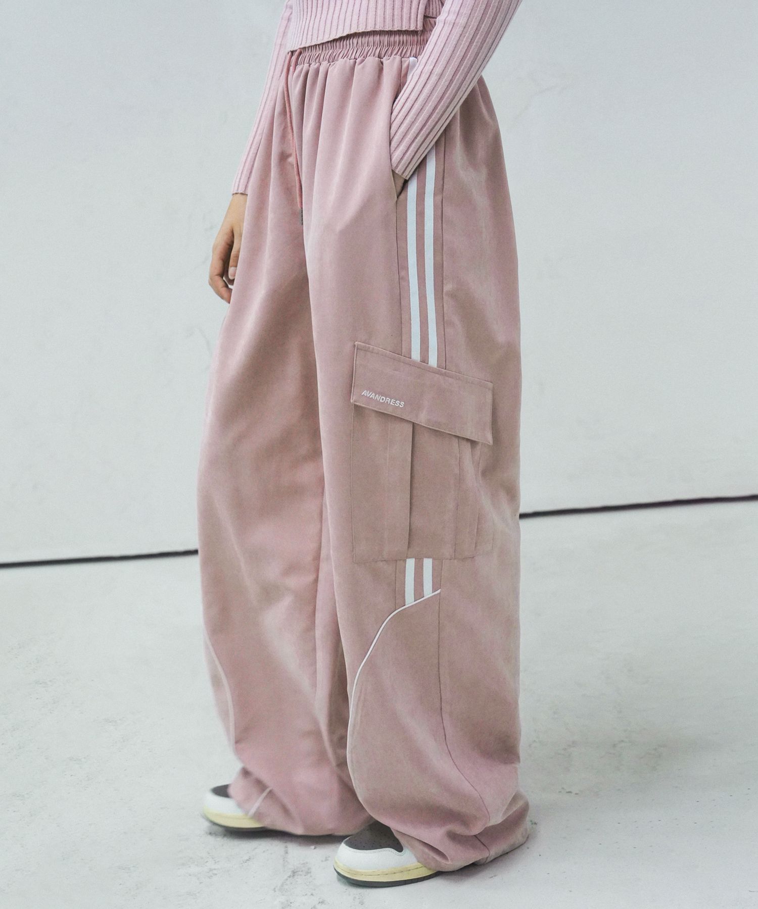 MUSINSA公式 | AVANDRESS Unisex Bliss Suede Wide Pants - 5COL