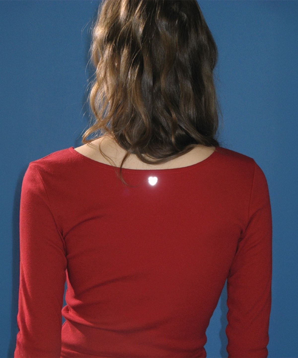 론론(RONRON) KNOT RIBBON SLIT LONG SLEEVE RED