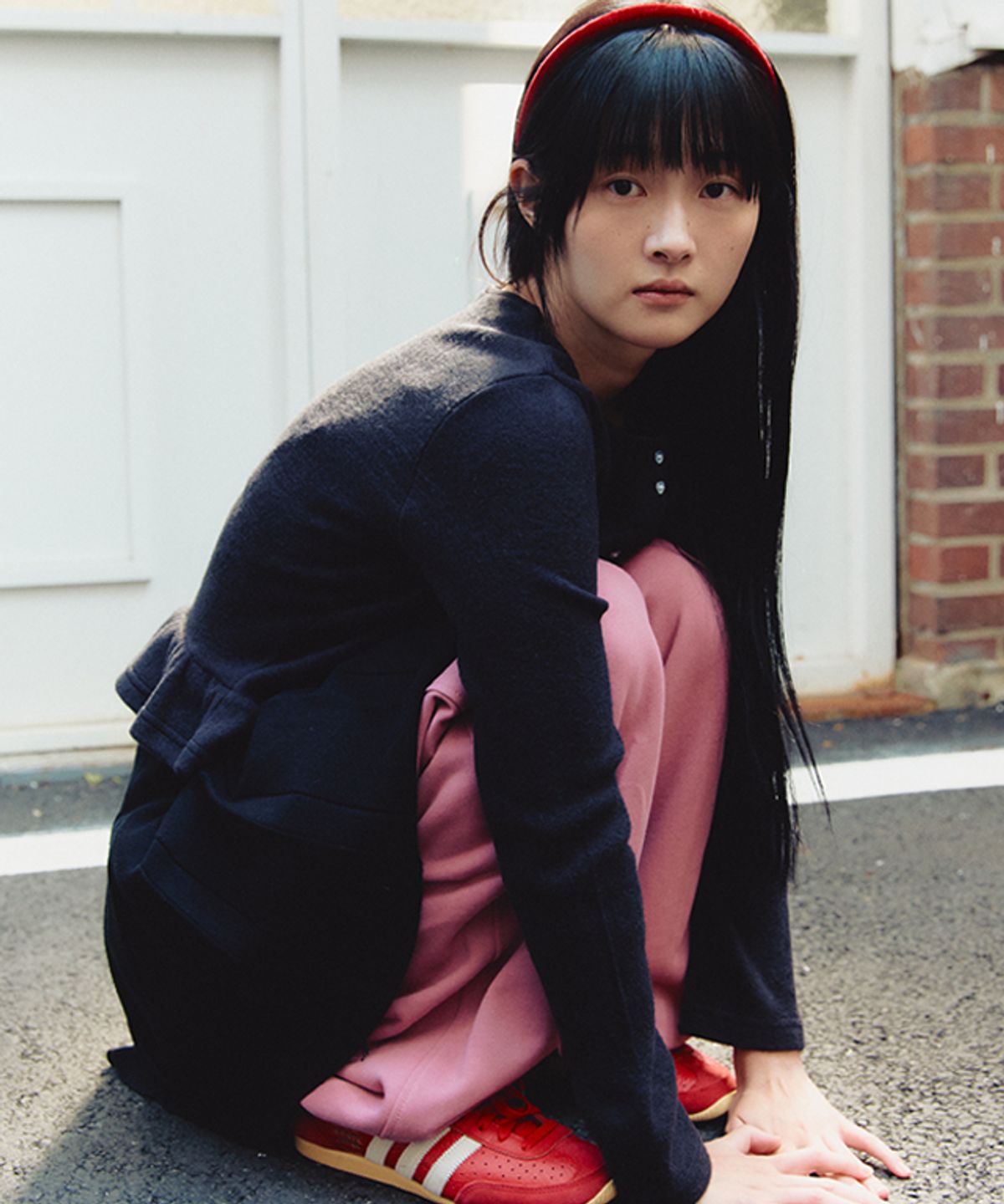 론론(RONRON) DOUBLE HEART BUTTON FRILL ANGORA CARDIGAN BLACK