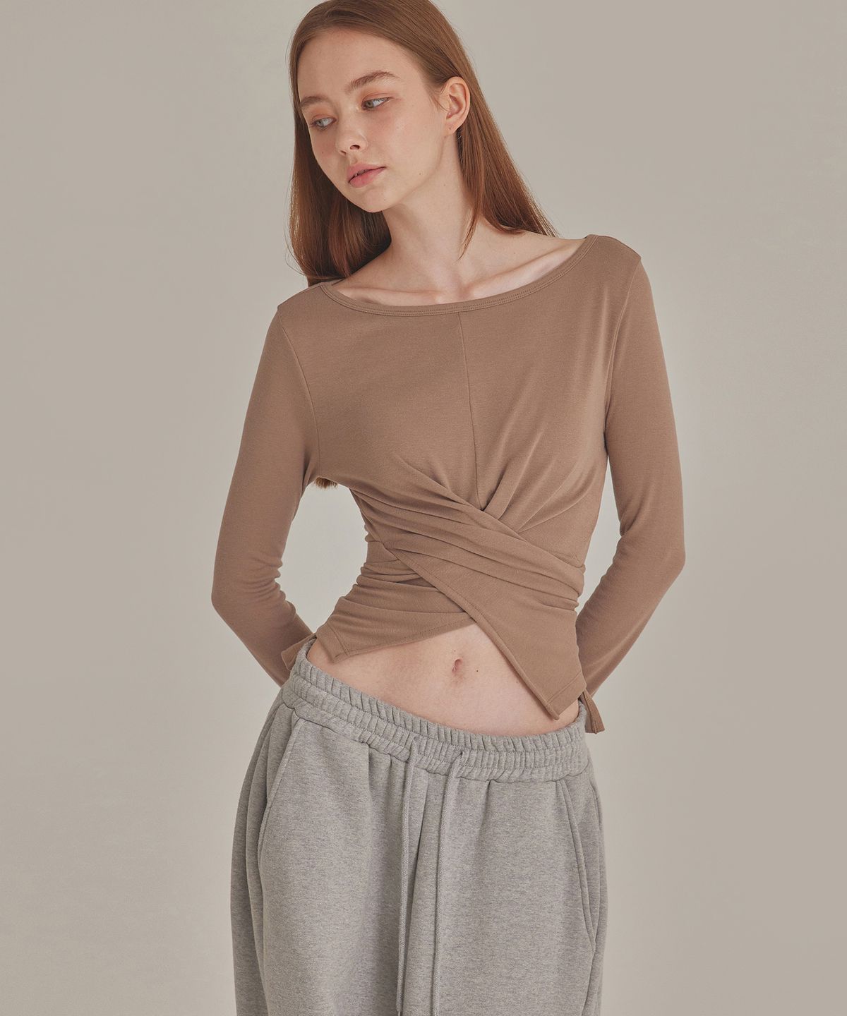탑걸(TOPGIRL) CROSSOVER BOAT NECK TOP_T426TP103