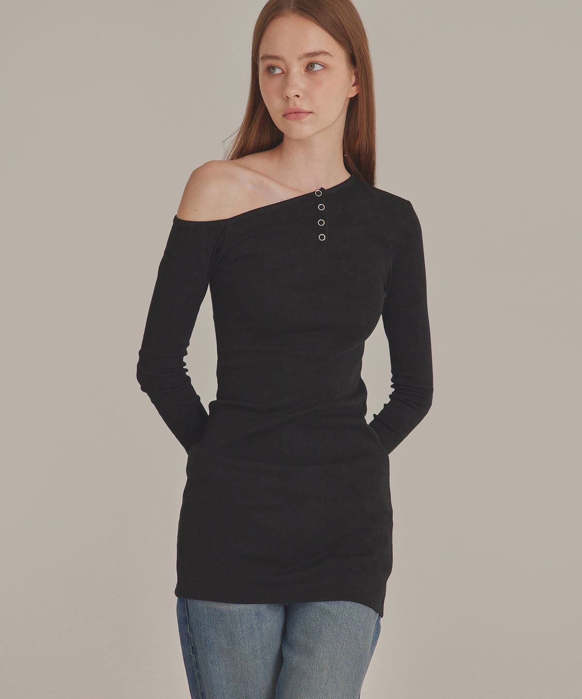 탑걸(TOPGIRL) METAL SNAP ONE SHOULDER DRESS_T426DS501