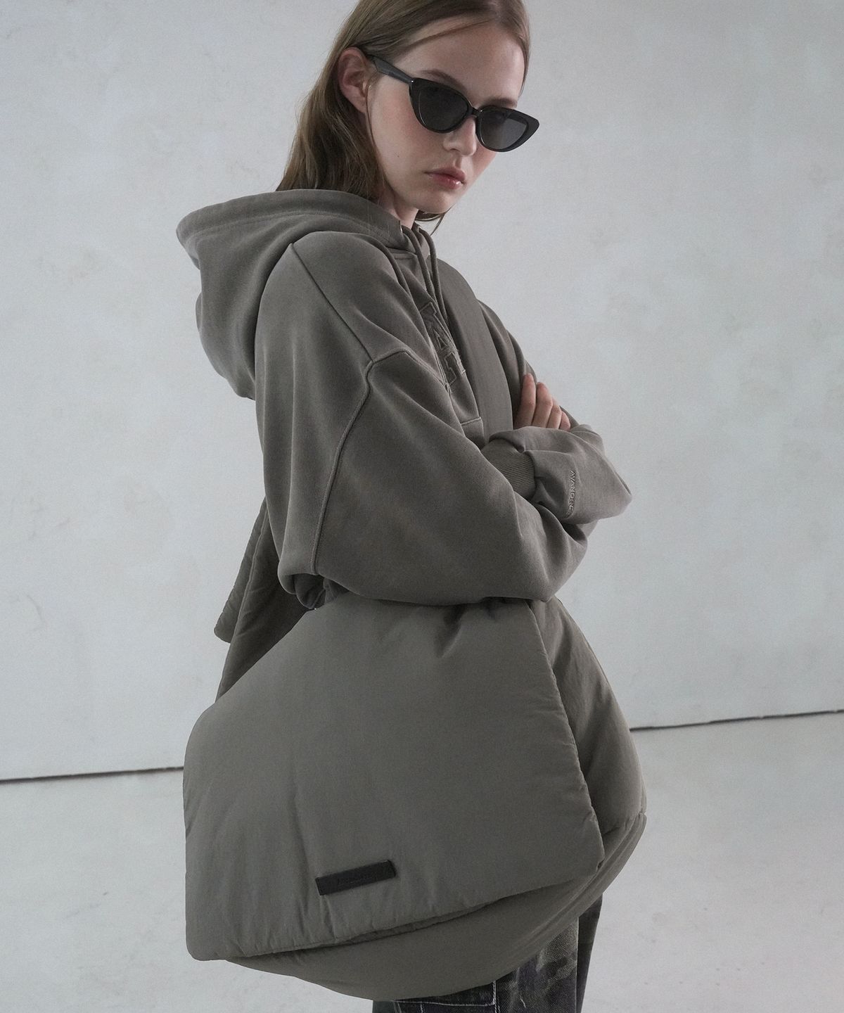 어반드레스(AVANDRESS) Dane Big Cross Bag - 3COL