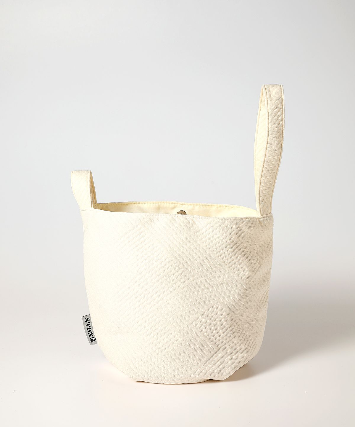 옐로우스톤(YELLOWSTONE) Embossing Dumpling wrist bag - Stripe Ivory