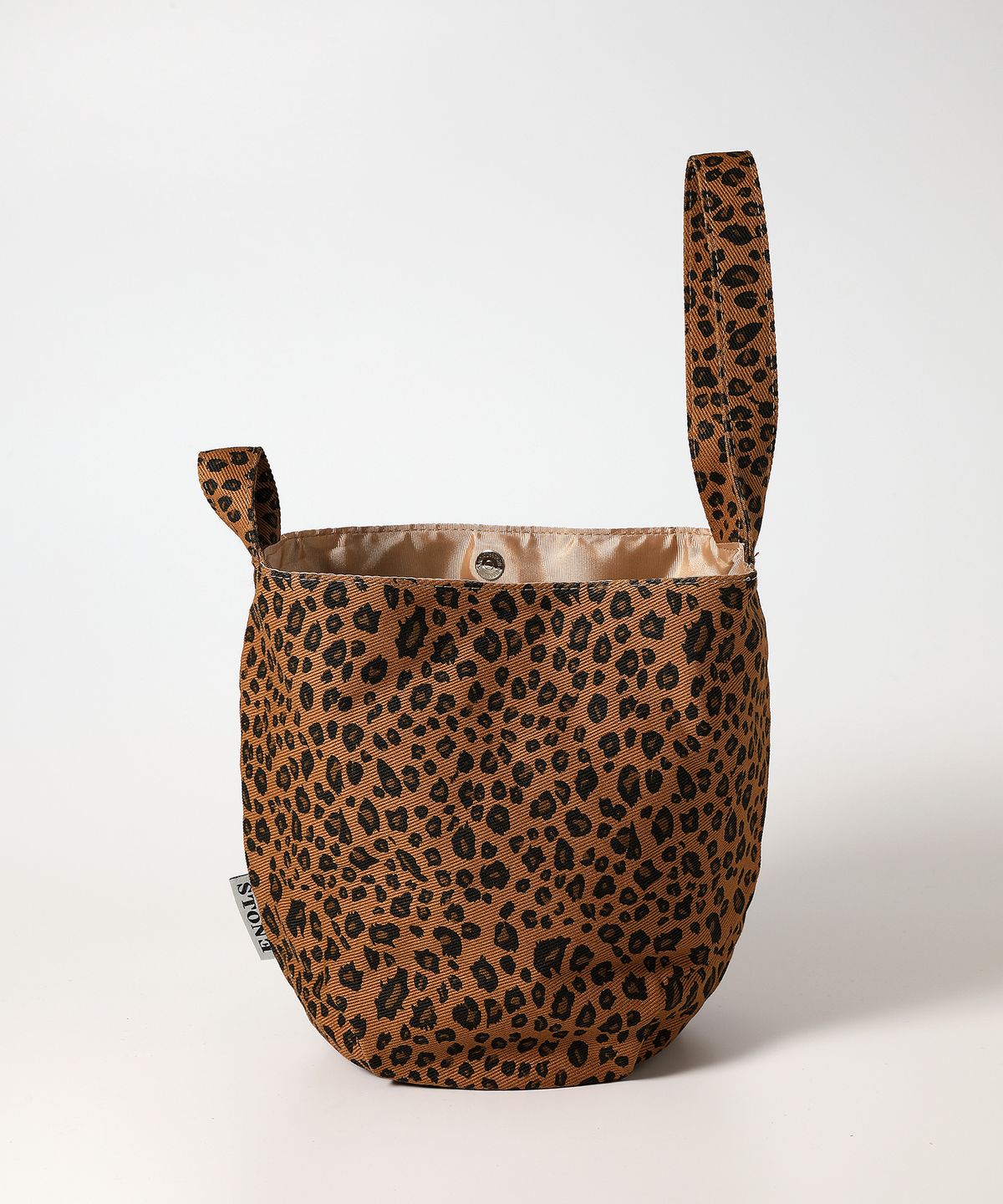 옐로우스톤(YELLOWSTONE) Dumpling wrist bag - Leopard