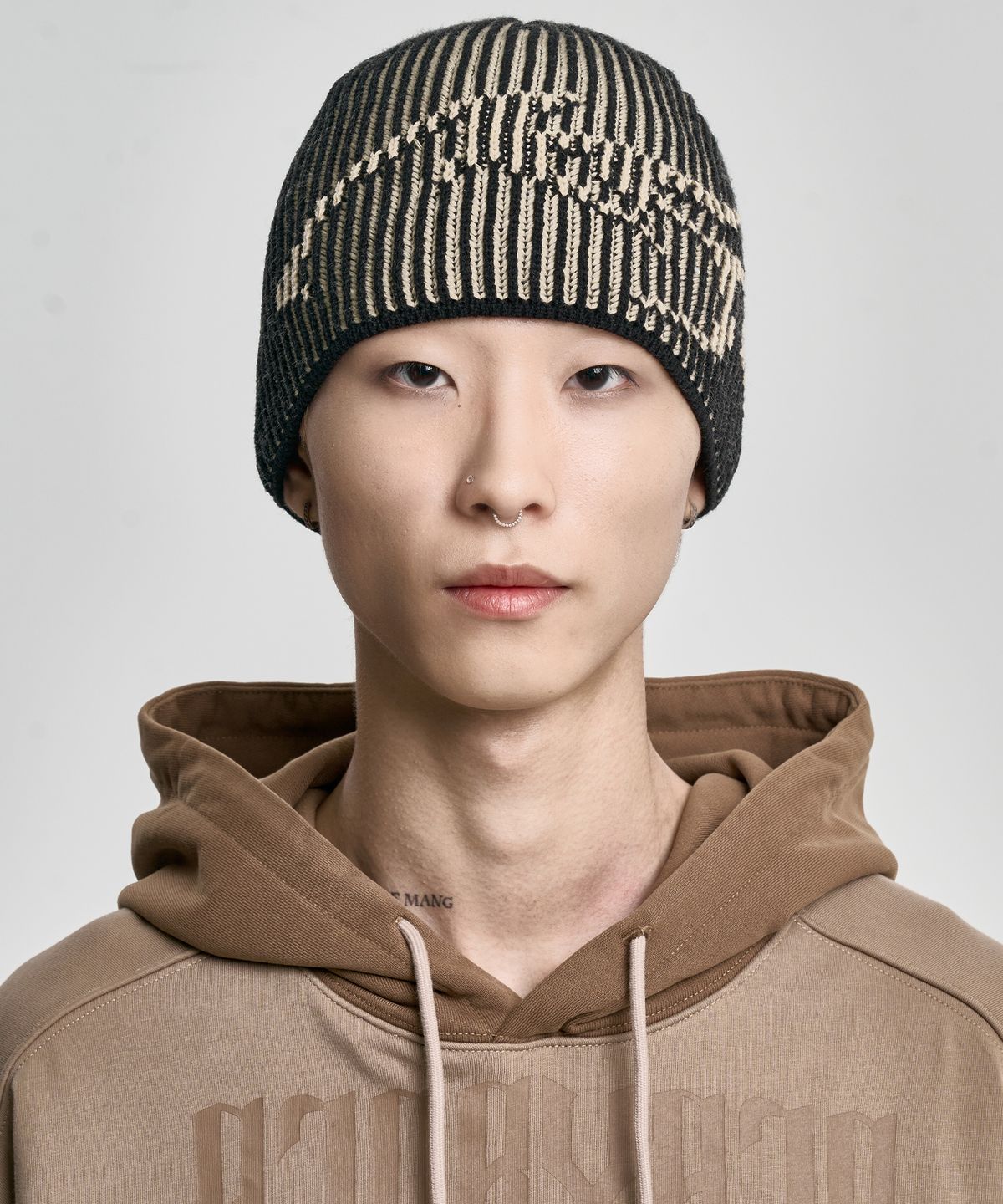 아조바이아조(AJOBYAJO) [PBA] Tribal AJO Two Tone Beanie [BEIGE]