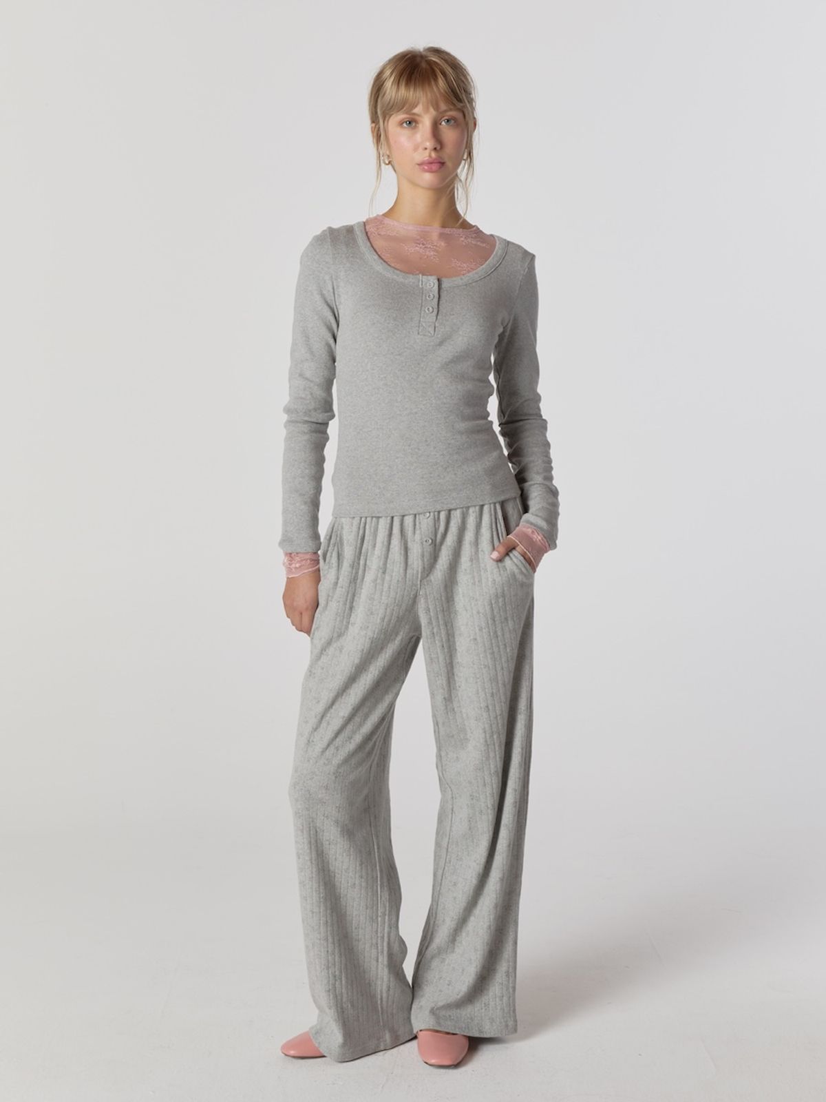 글로니(GLOWNY) PROVINCE EYELET PANTS (FOG BOUQUET)