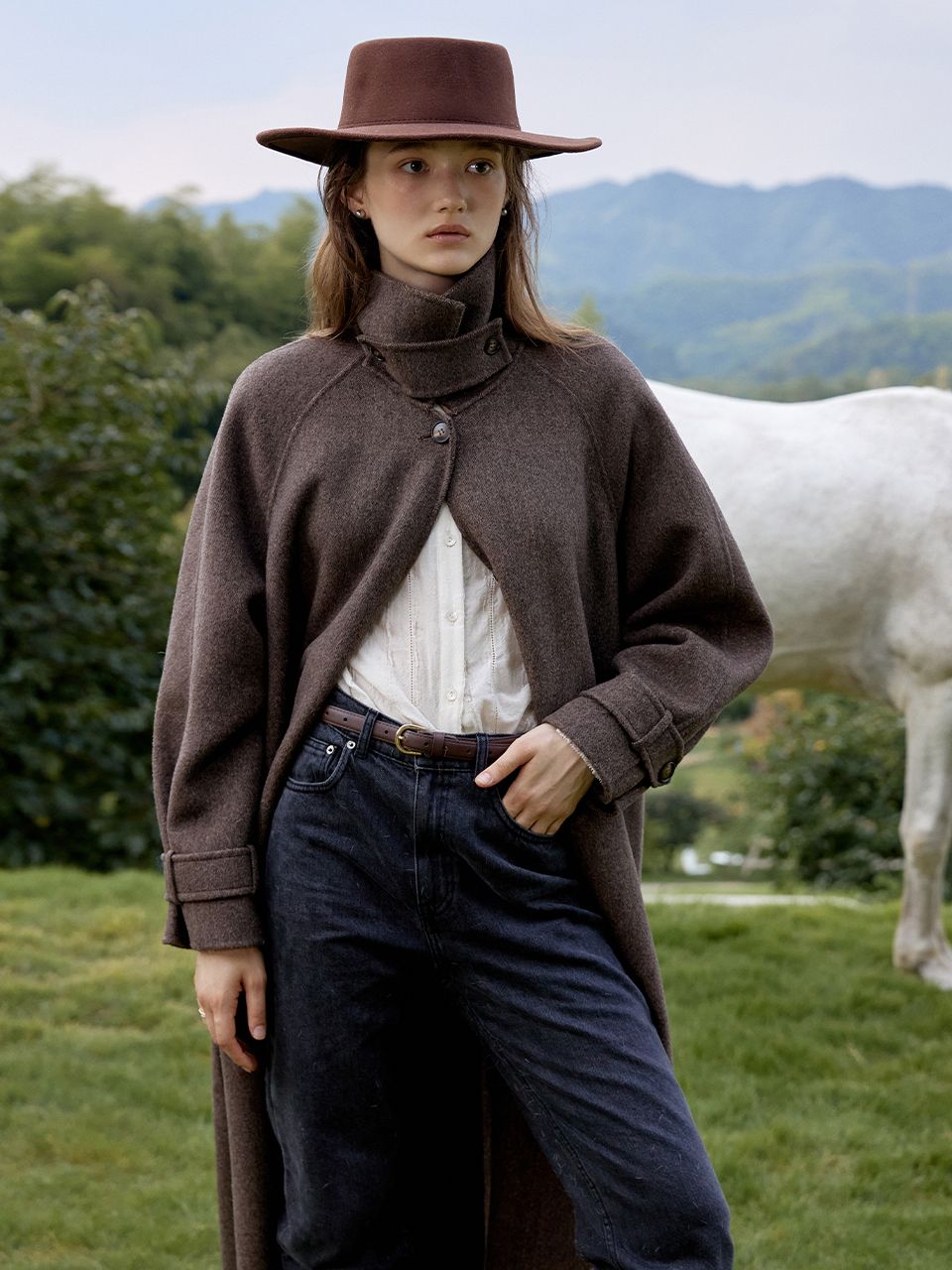 MUSINSA公式 | LENINA BARRIE wool balmacaan handmade coat_2colors