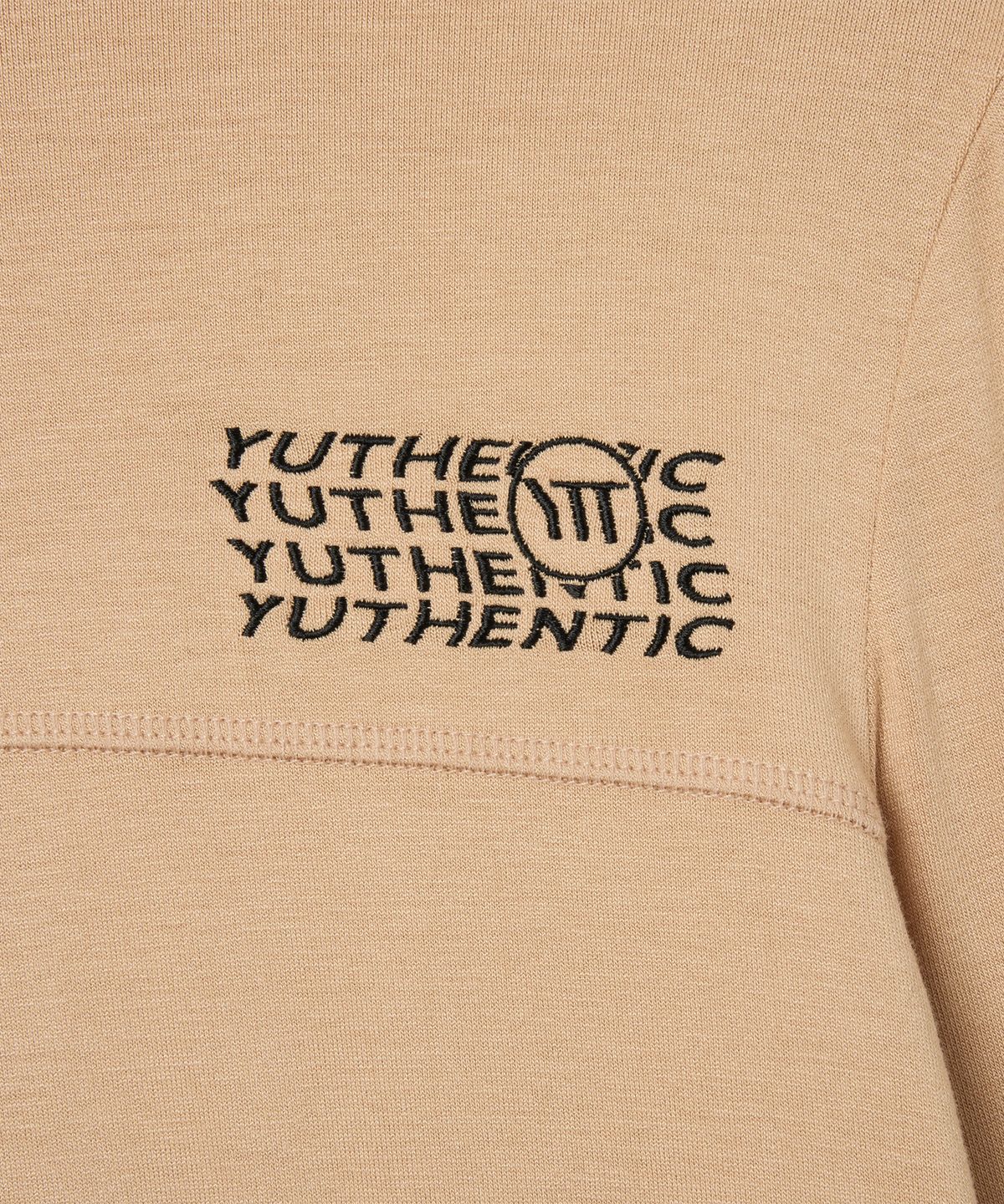 유센틱(YUTHENTIC) 터틀넥 레이어드 티셔츠 AW4AE63091