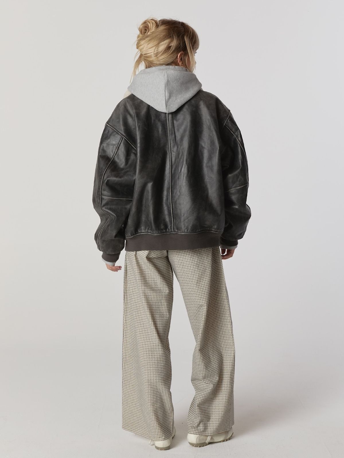 글로니(GLOWNY) HOMEBODY BUTTON PANTS (BROWN)