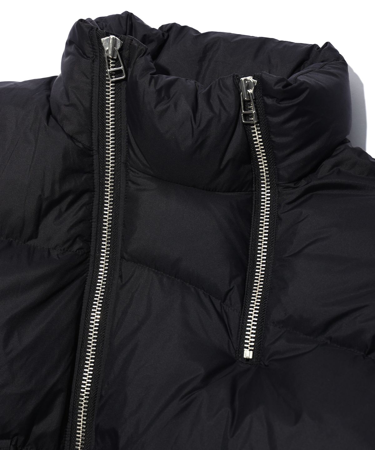 이에이(IEY) DOUBLE ZIP-UP DOWN JACKET Black