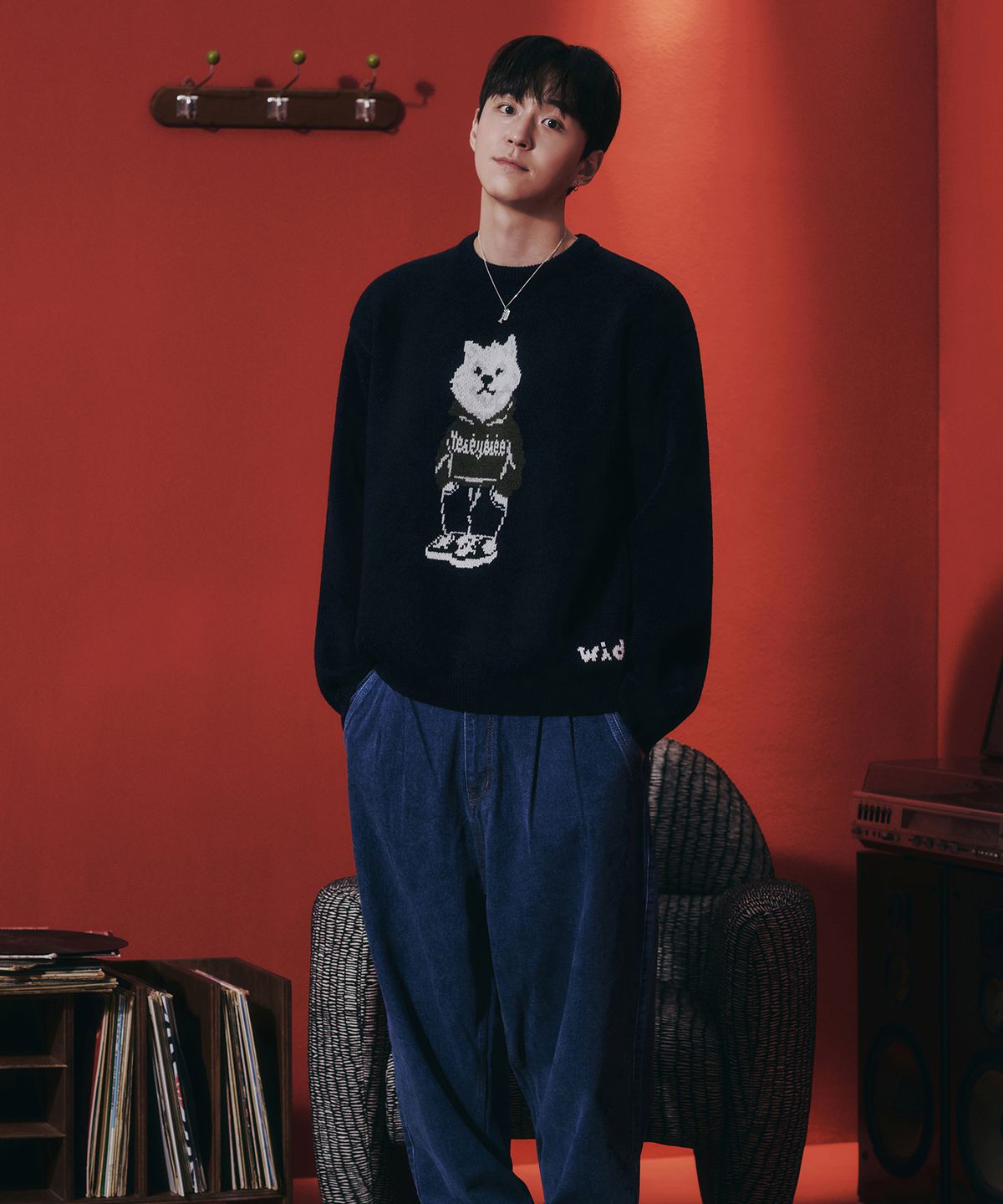 예스아이씨(YESEYESEE) WID x Y.E.S Dog Graphic Knit Pullover Navy