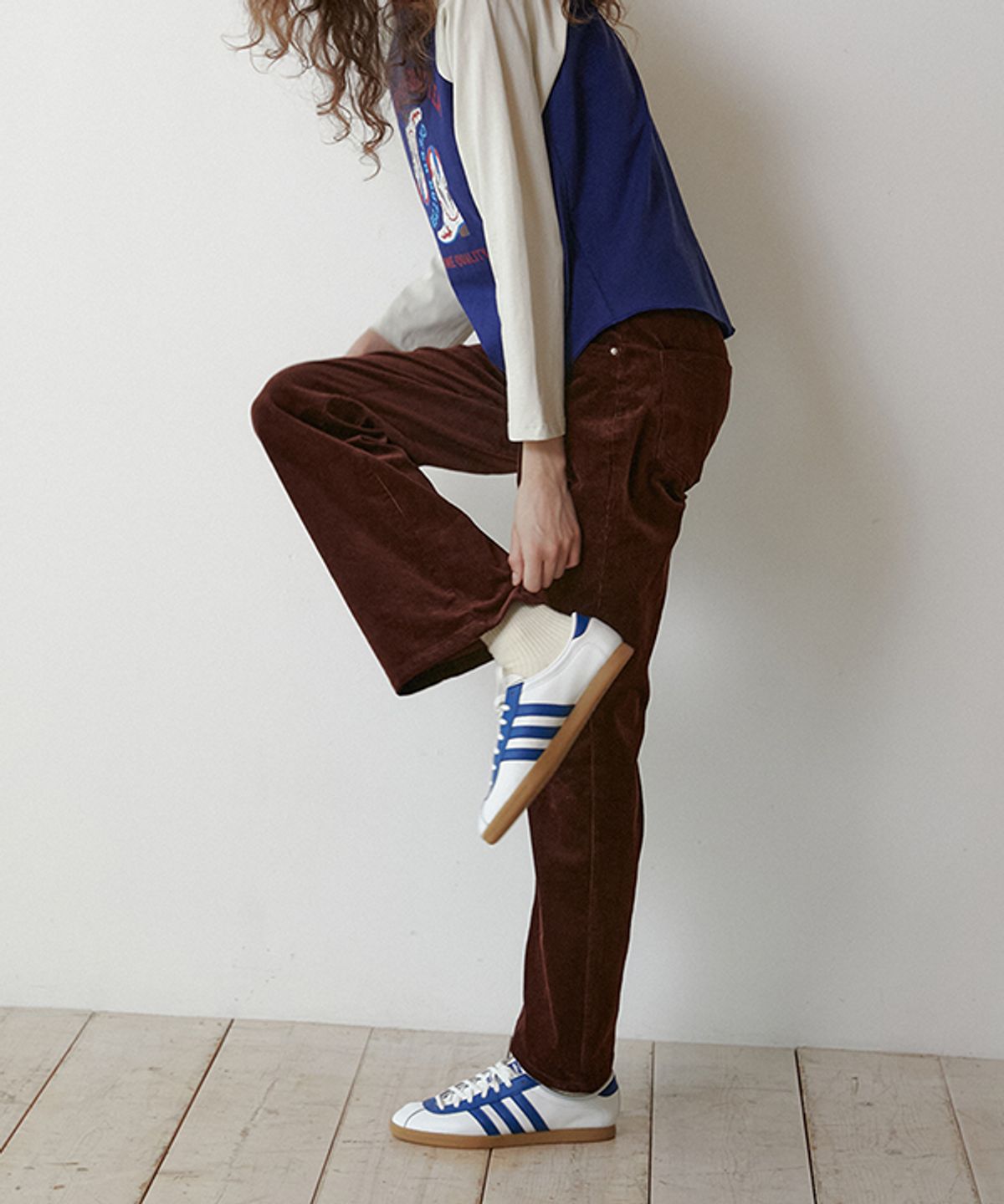 그린버터(GREENBUTTER) Corduroy Semi Boot-Cut Pants (Chocolate)