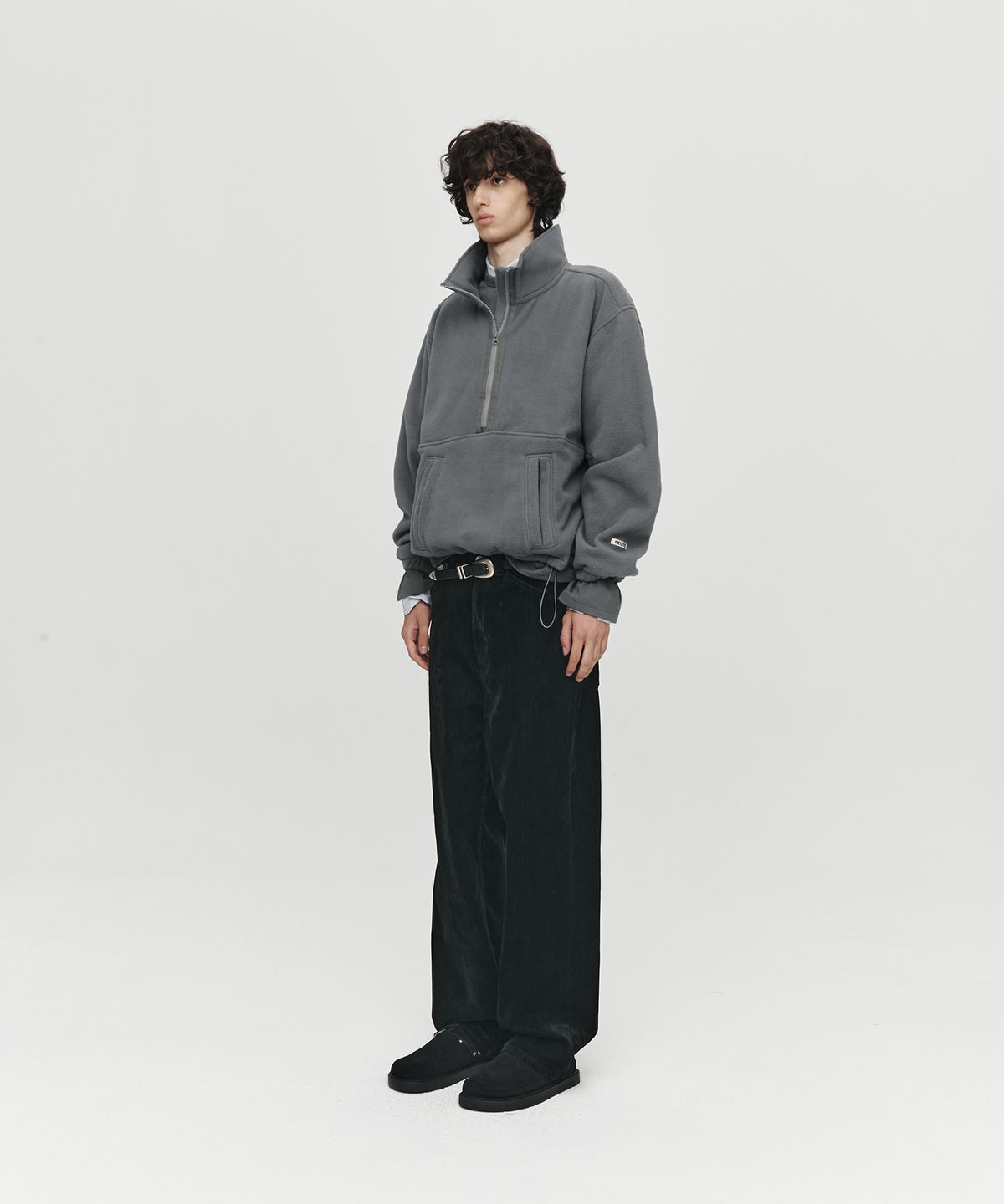 호이테(HEUTE) HET SQUARE VELVET DENIM (BLACK)