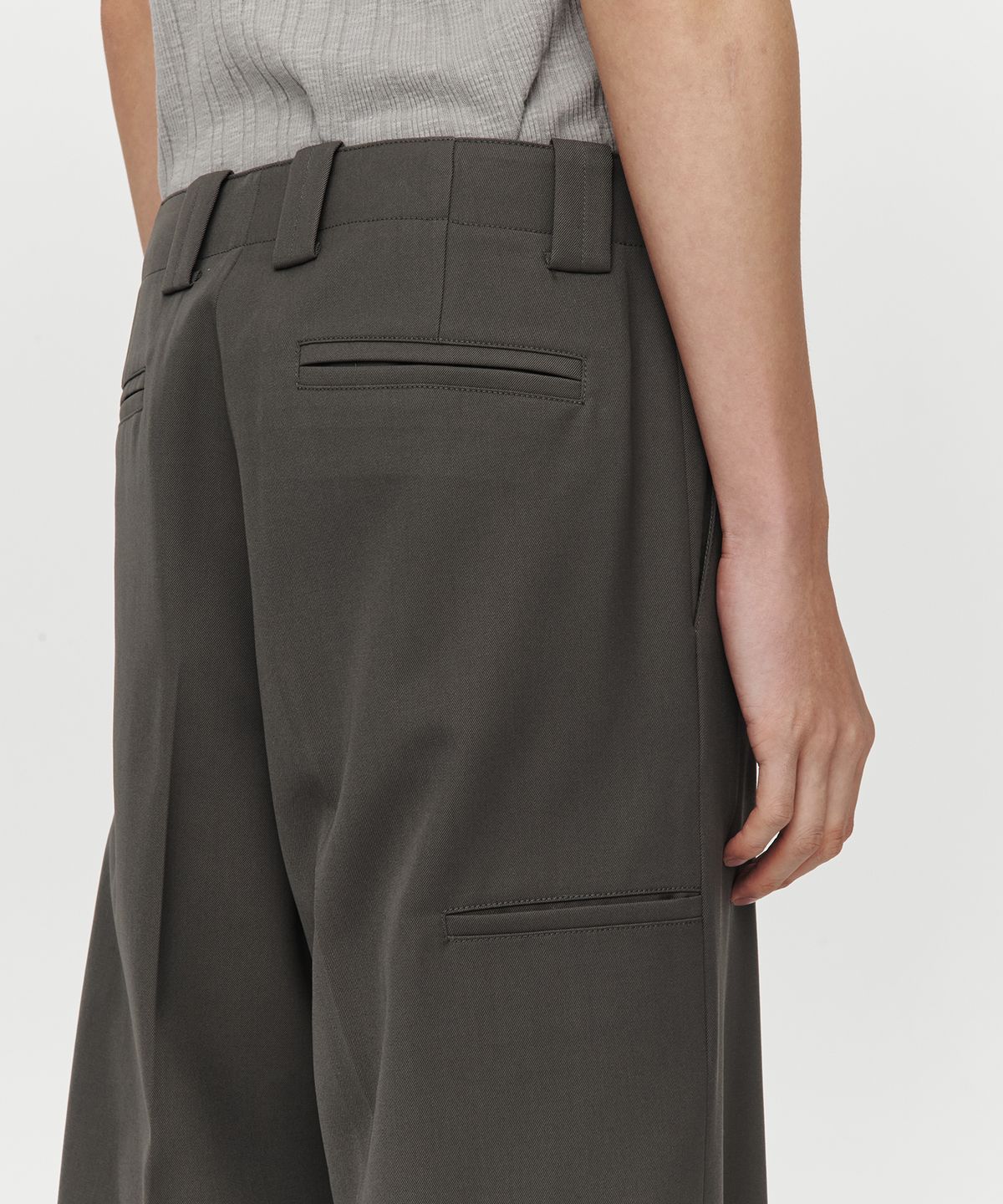 호이테(HEUTE) MATTHEW WOOL WIDE PANTS (TAN GREY)