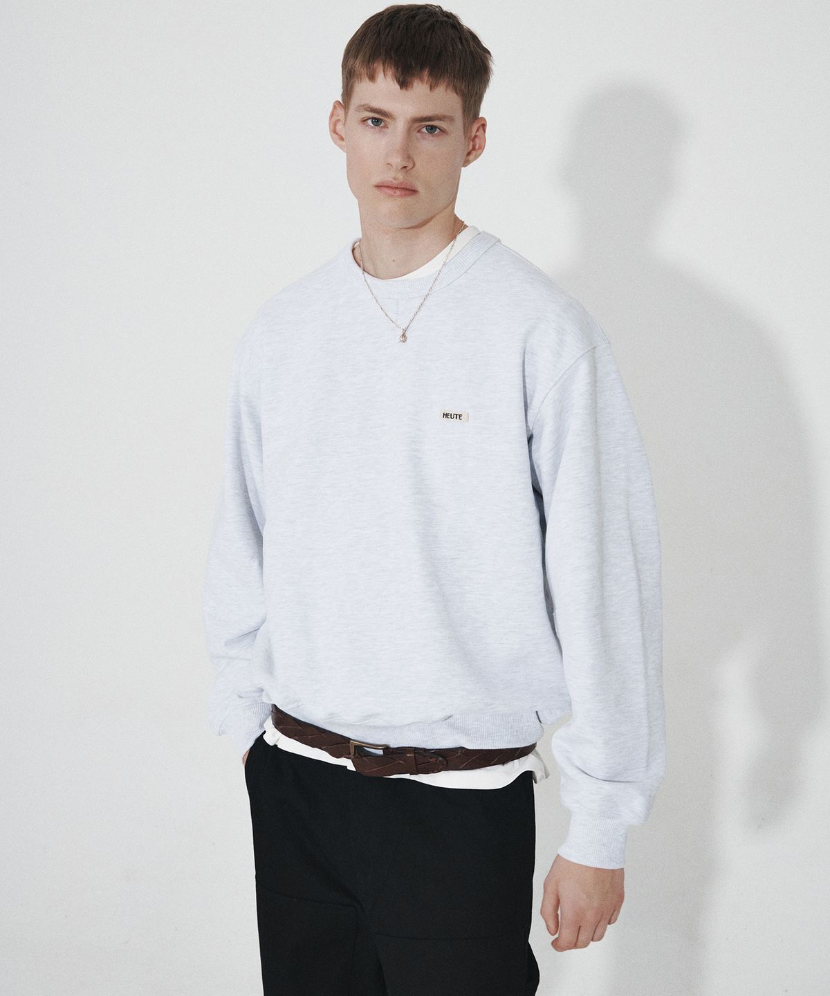 호이테(HEUTE) HEUTE SWEATSHIRT (M/GREY)