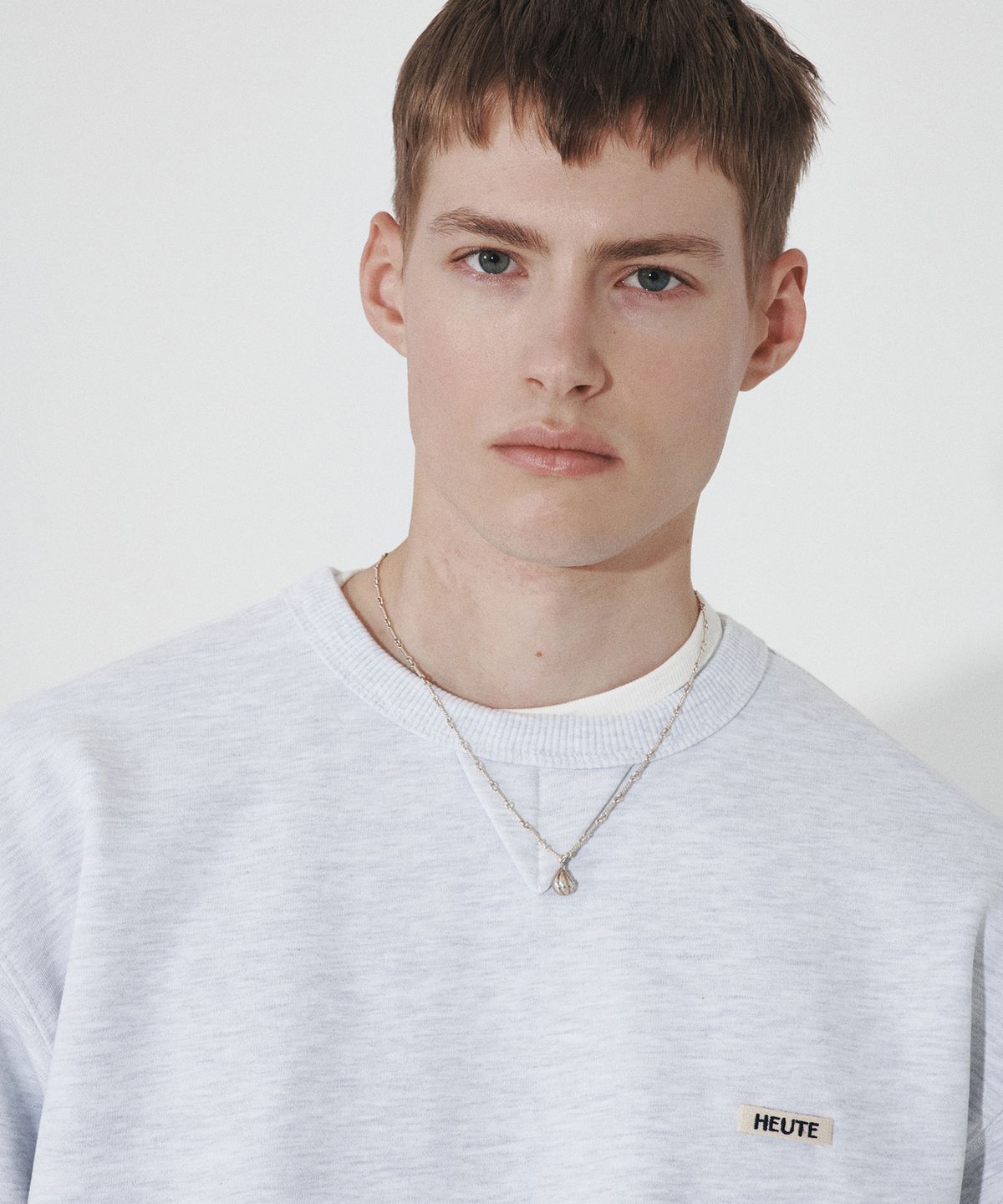 호이테(HEUTE) HEUTE SWEATSHIRT (M/GREY)